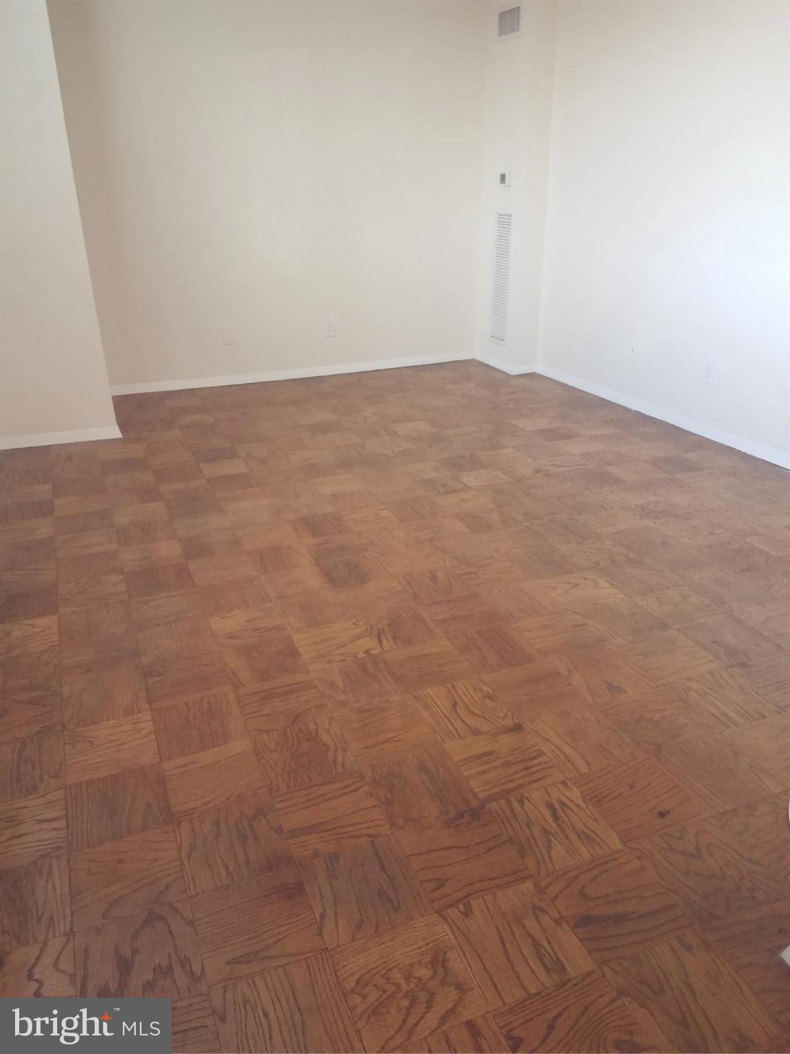 MARINA TOWERS - Residential Lease