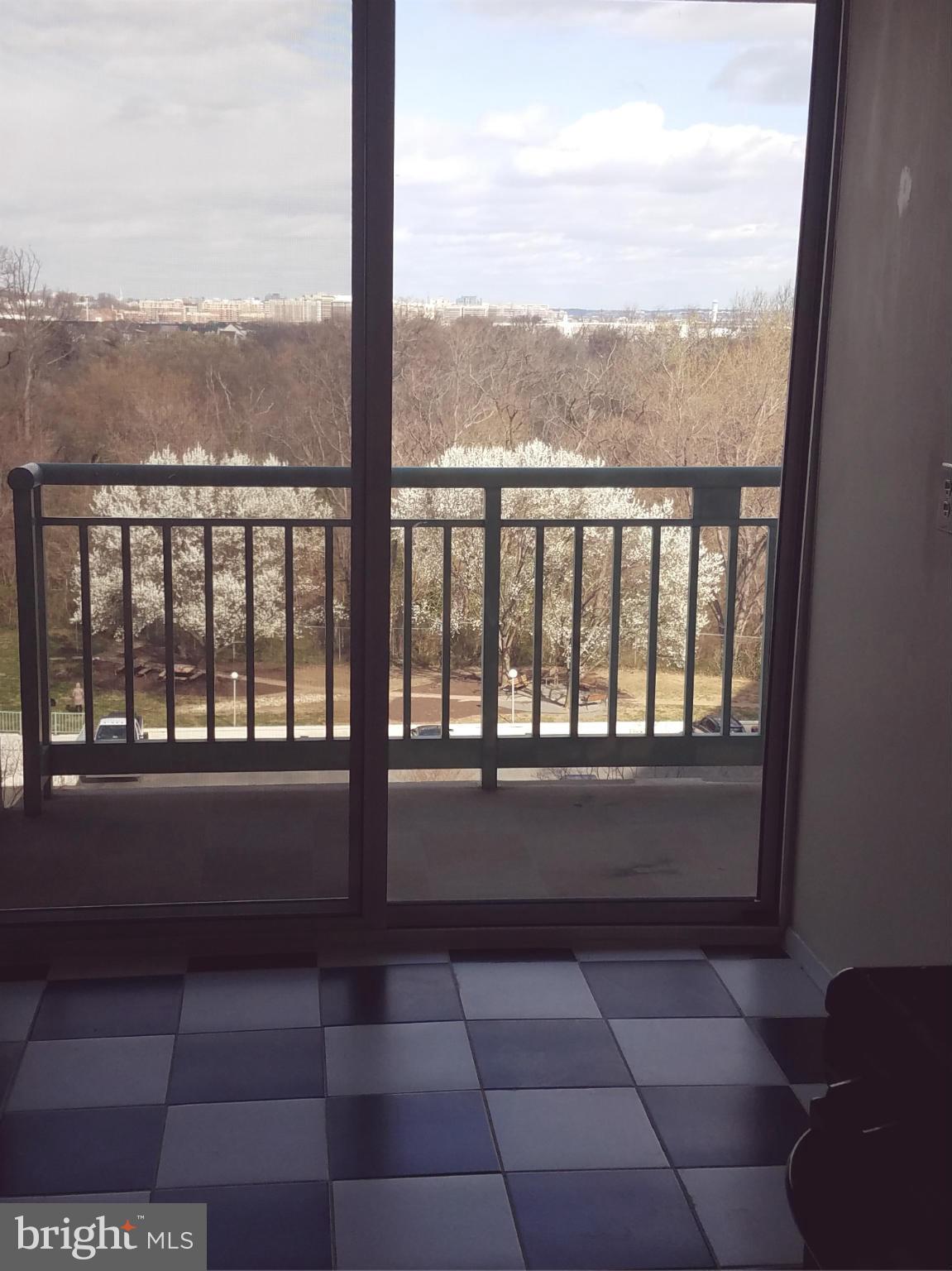 MARINA TOWERS - Residential Lease