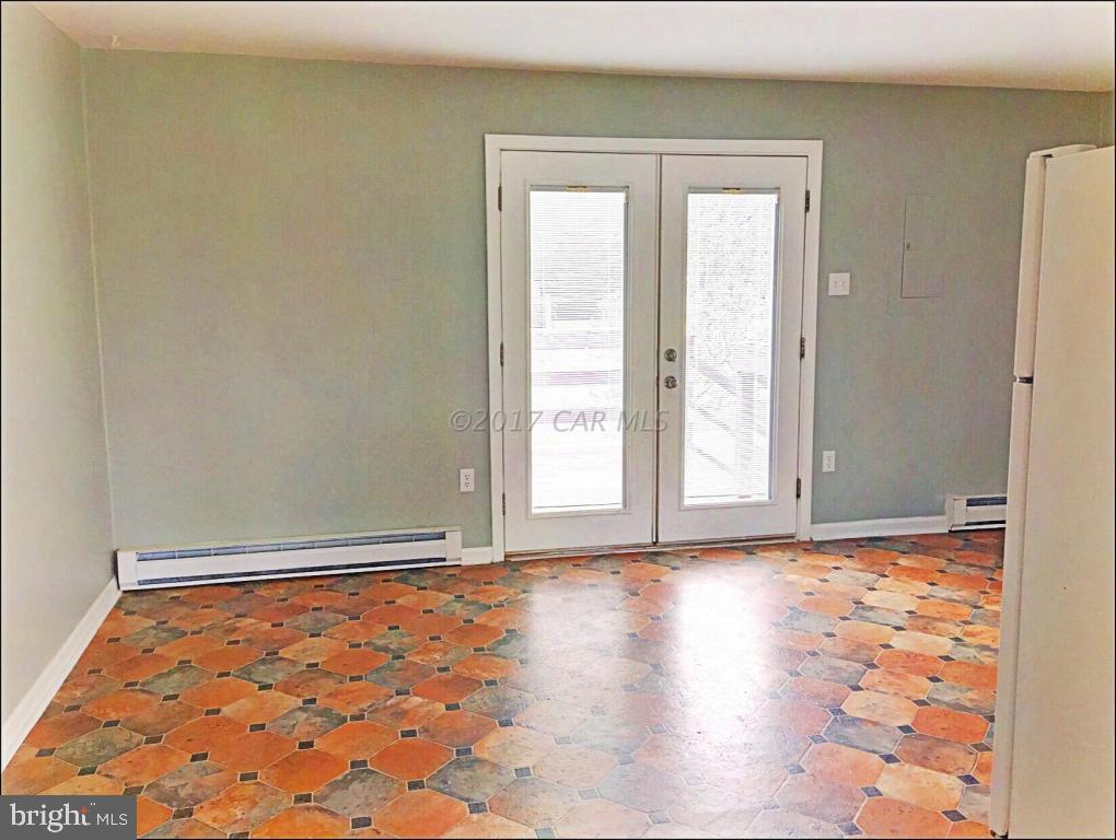 SOMERSET LANDING - Residential