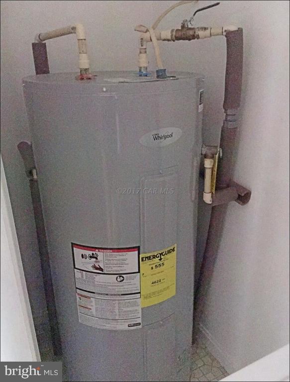 SOMERSET LANDING - Residential