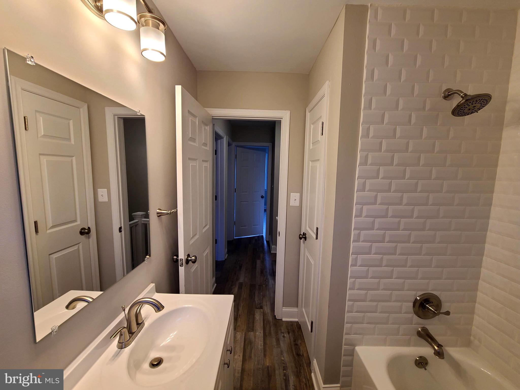 BEECHFIELD - Residential Lease