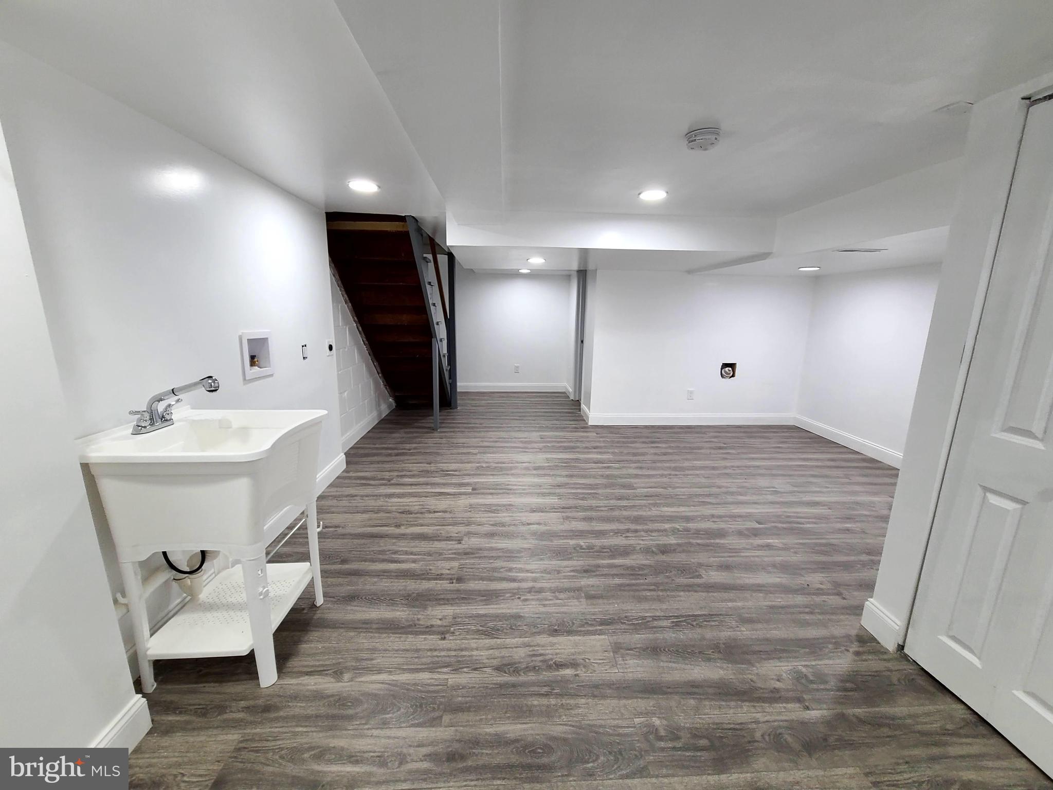 BEECHFIELD - Residential Lease