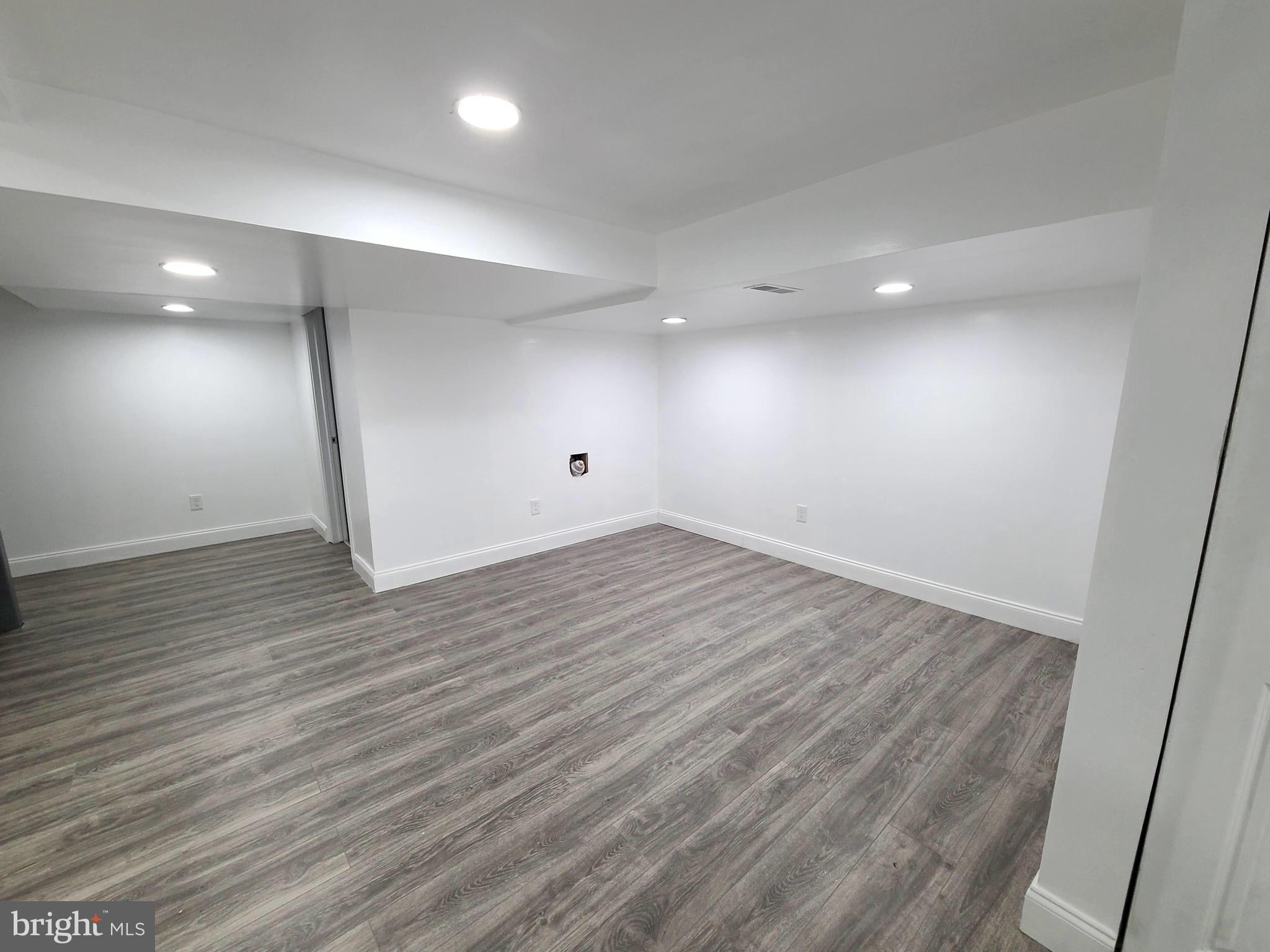 BEECHFIELD - Residential Lease