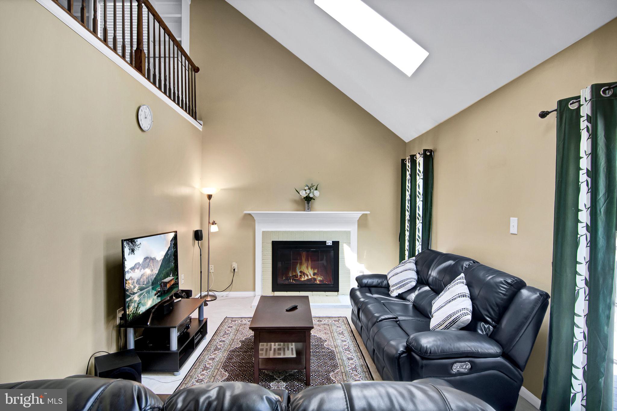 CHANTILLY HIGHLANDS - Residential Lease