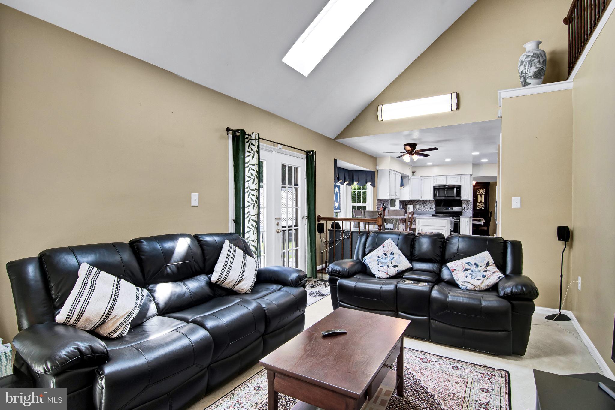 CHANTILLY HIGHLANDS - Residential Lease