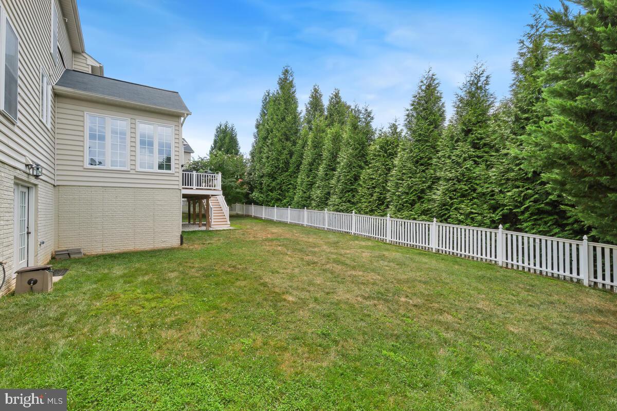 KINGS CROSSING - Residential