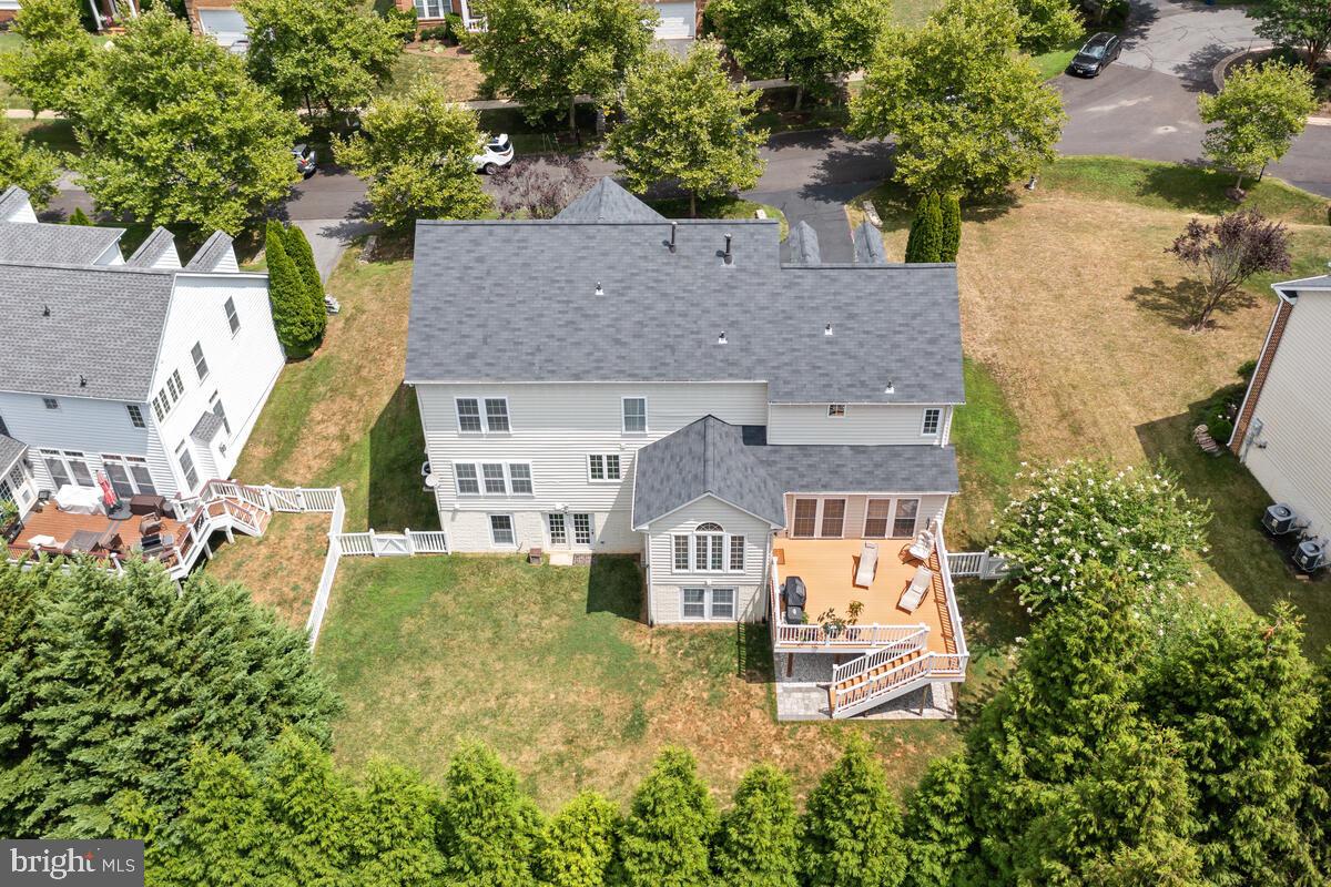 KINGS CROSSING - Residential