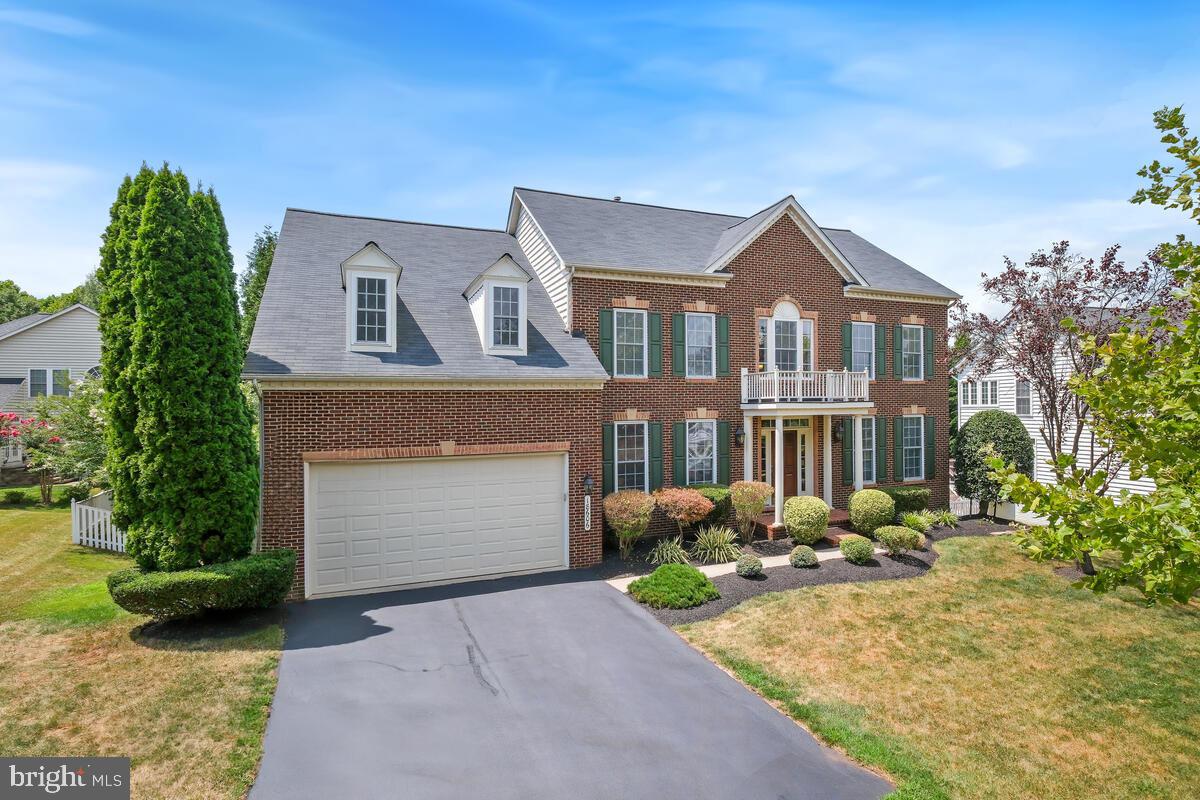 KINGS CROSSING - Residential