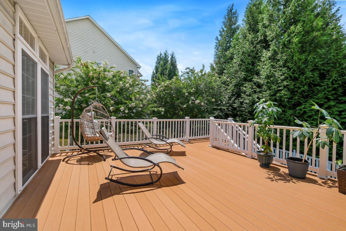 KINGS CROSSING - Residential