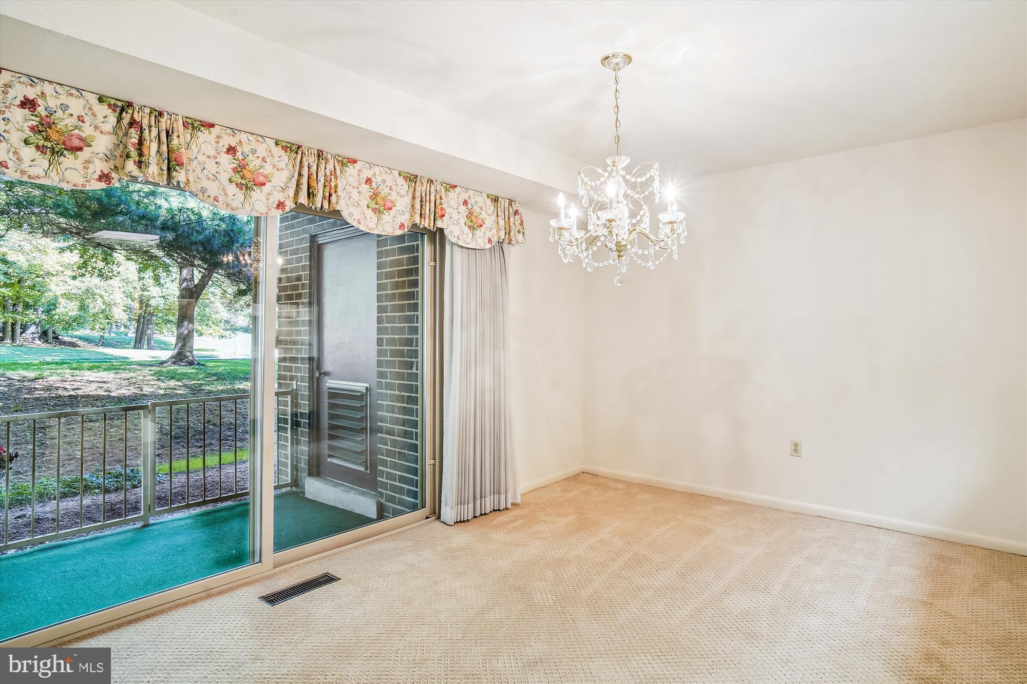 ROSSMOOR LEISURE WORLD - Residential