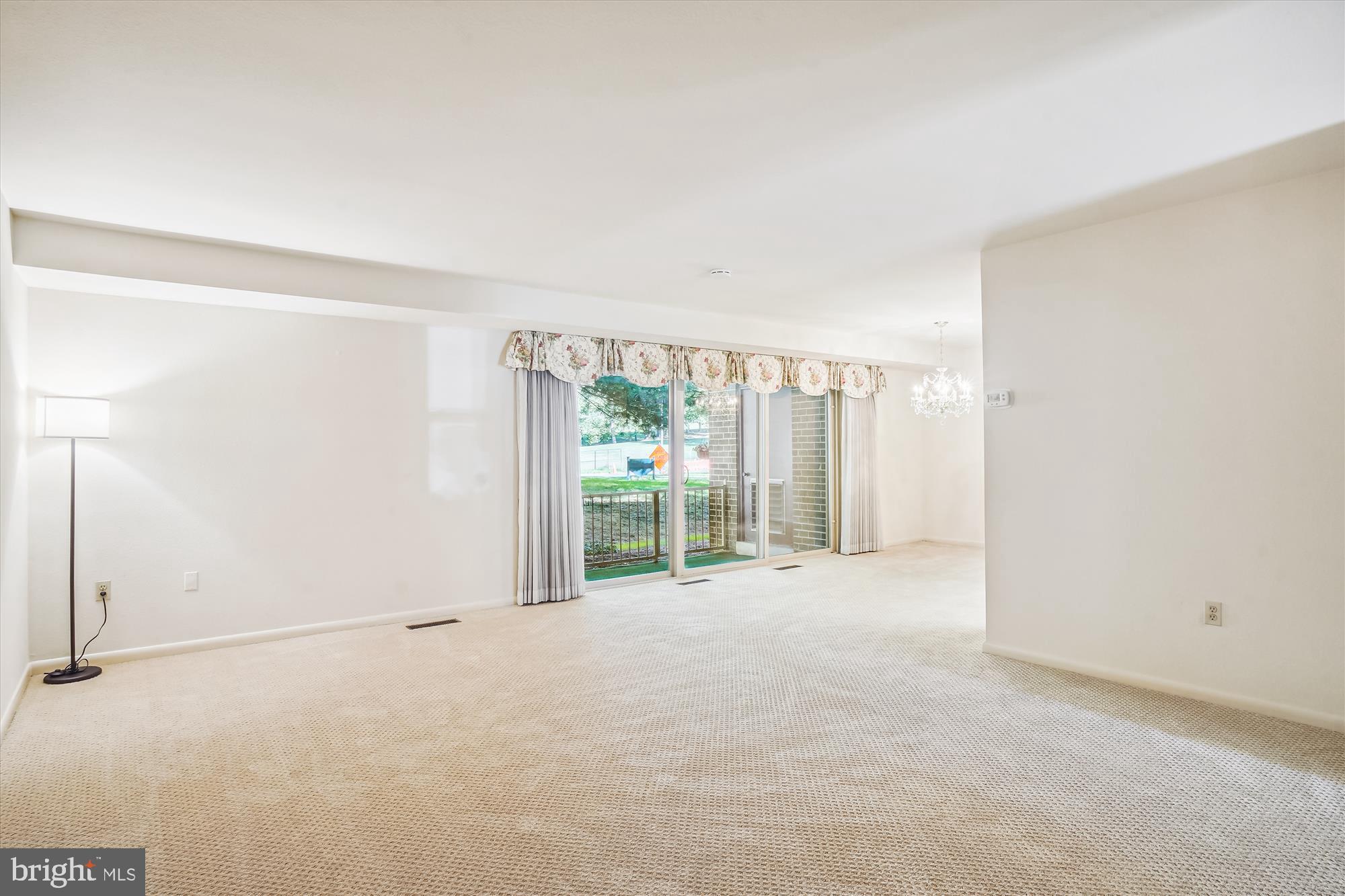 ROSSMOOR LEISURE WORLD - Residential