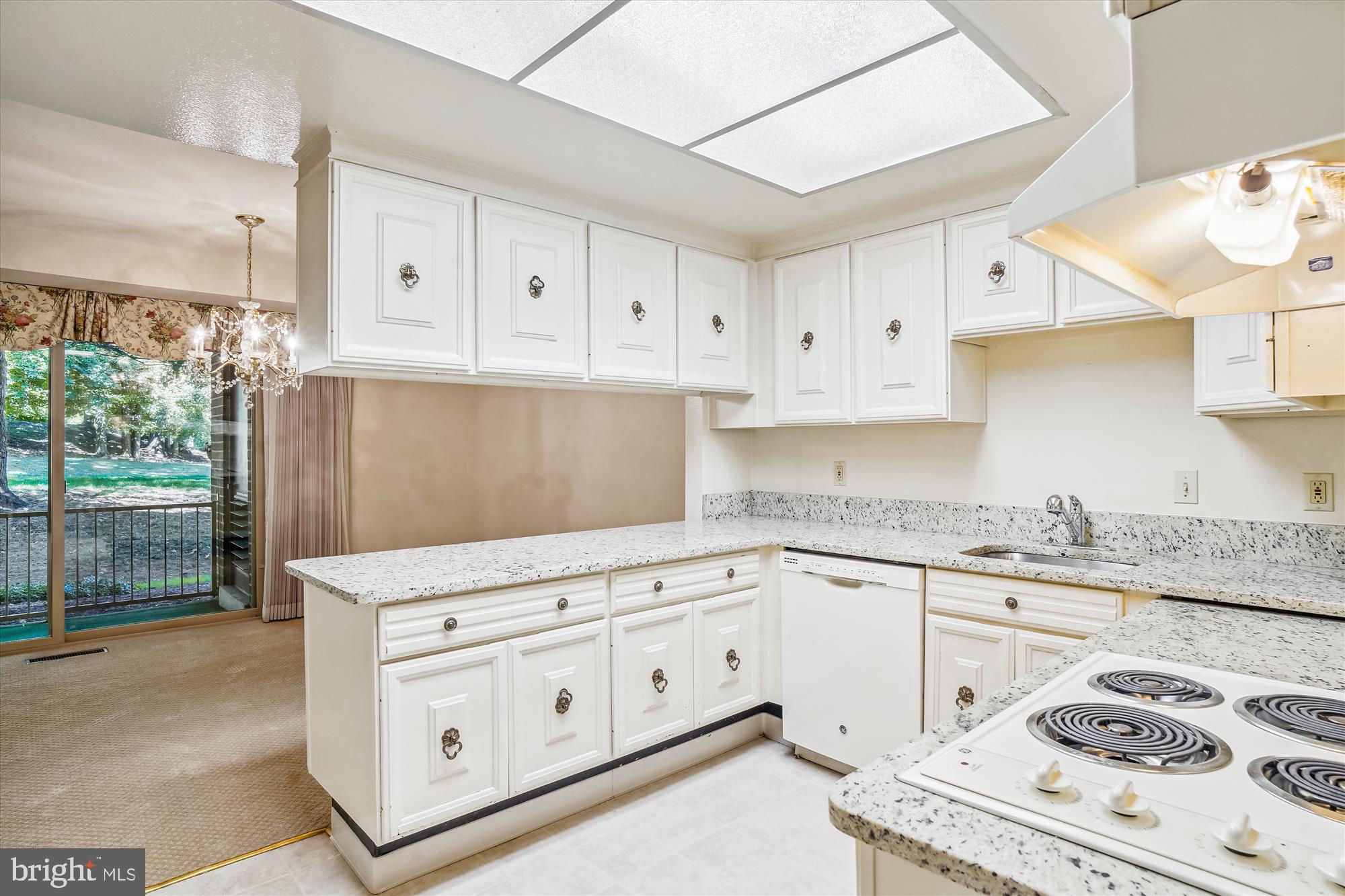 ROSSMOOR LEISURE WORLD - Residential