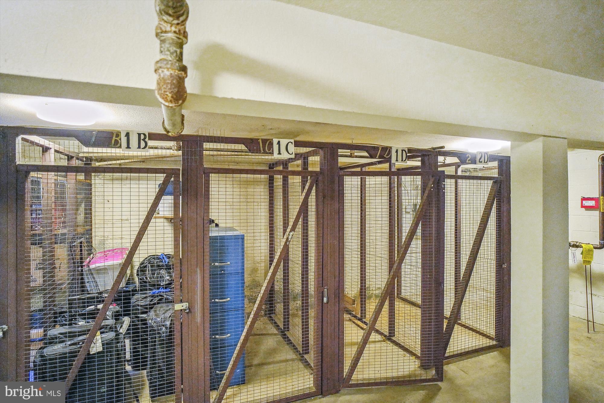 ROSSMOOR LEISURE WORLD - Residential