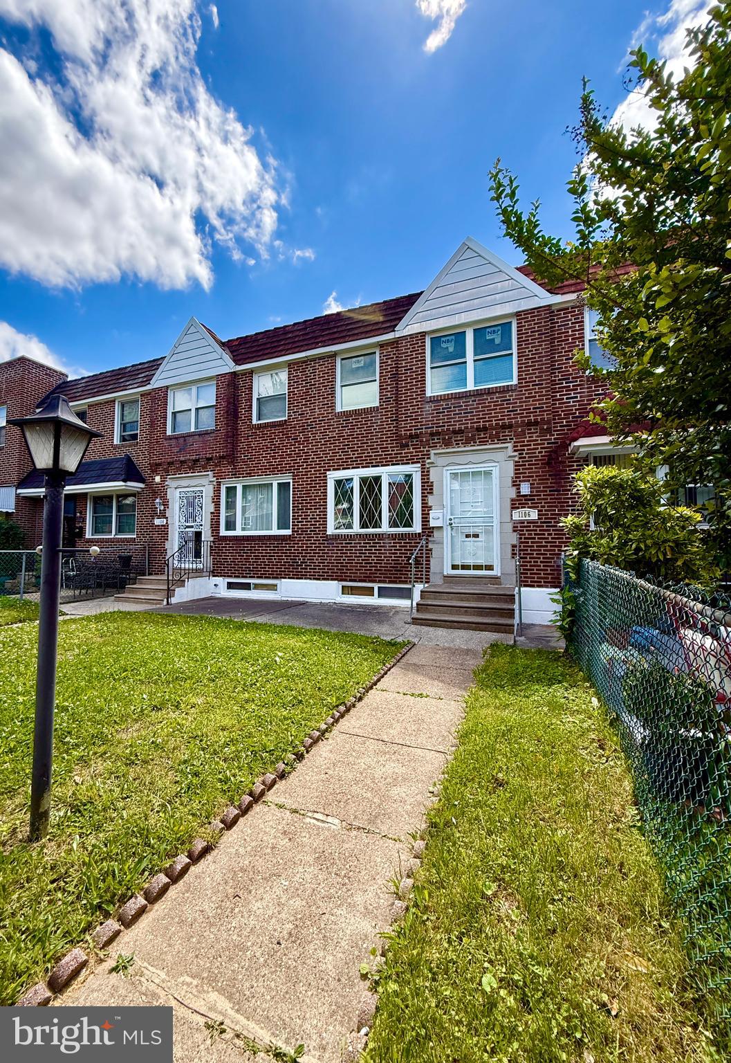 1106 E HORTTER STREET
