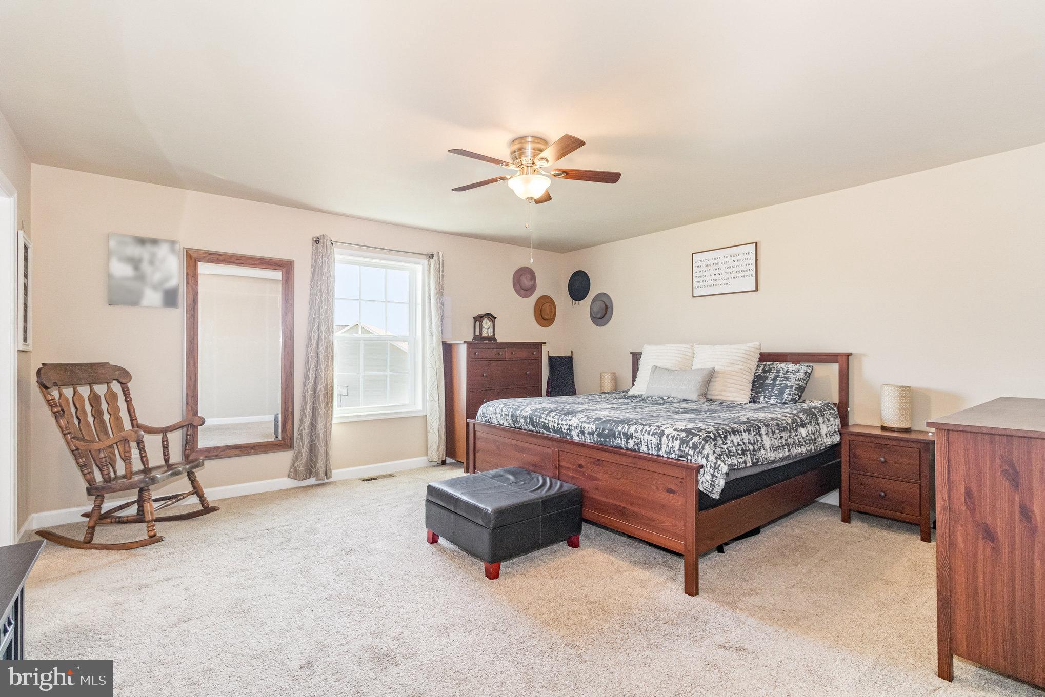 HUNTERS CHASE - Residential