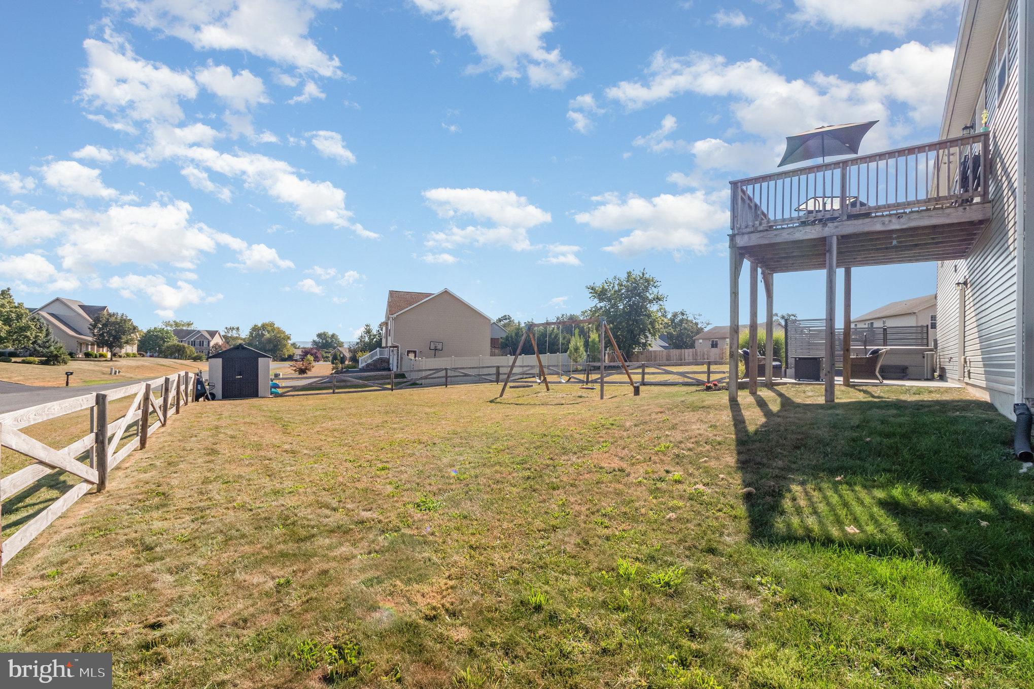 HUNTERS CHASE - Residential