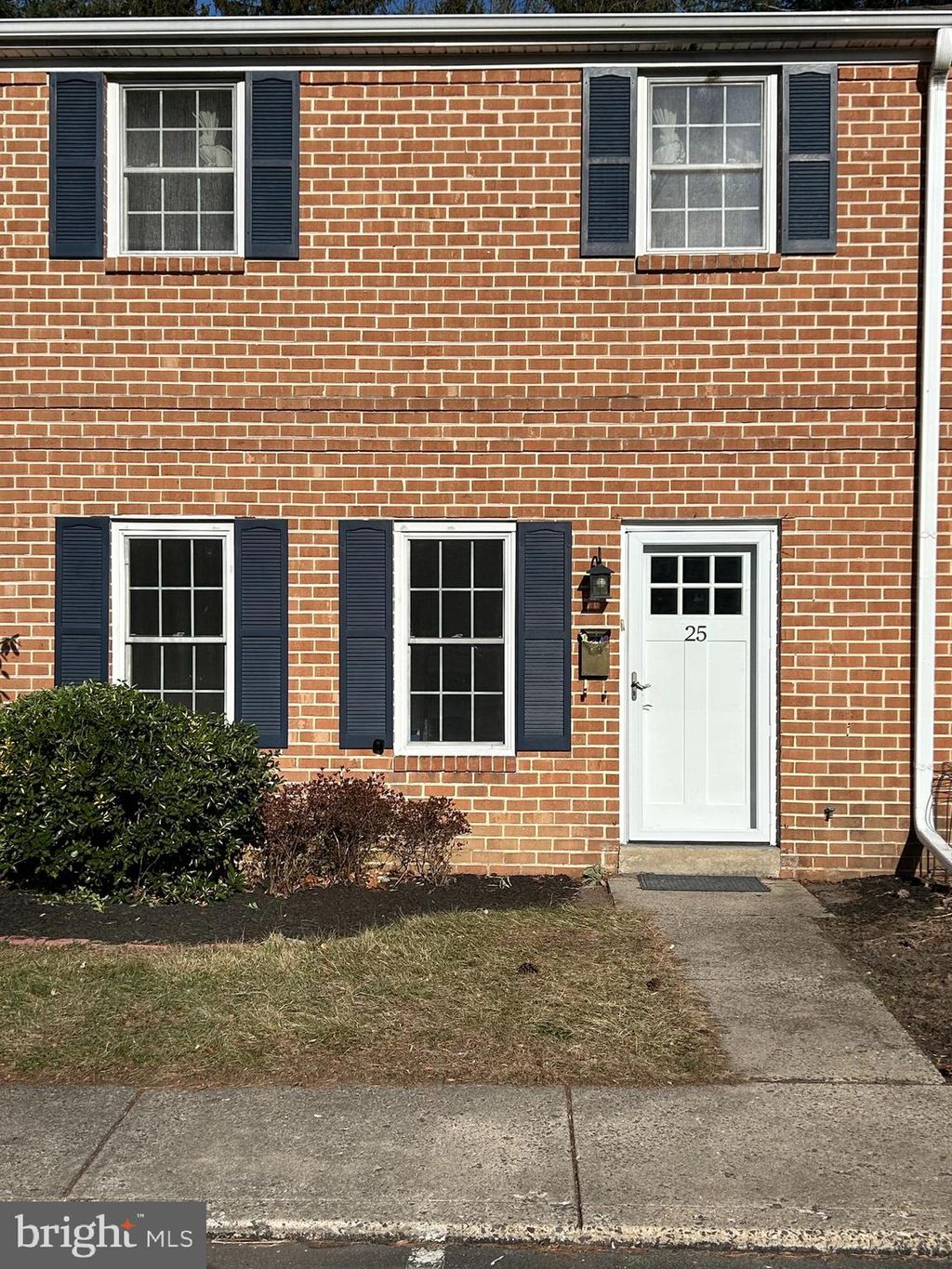 Photo of 25 Constitution Avenue, DOYLESTOWN, PA 18901 (MLS # PABU2111548)
