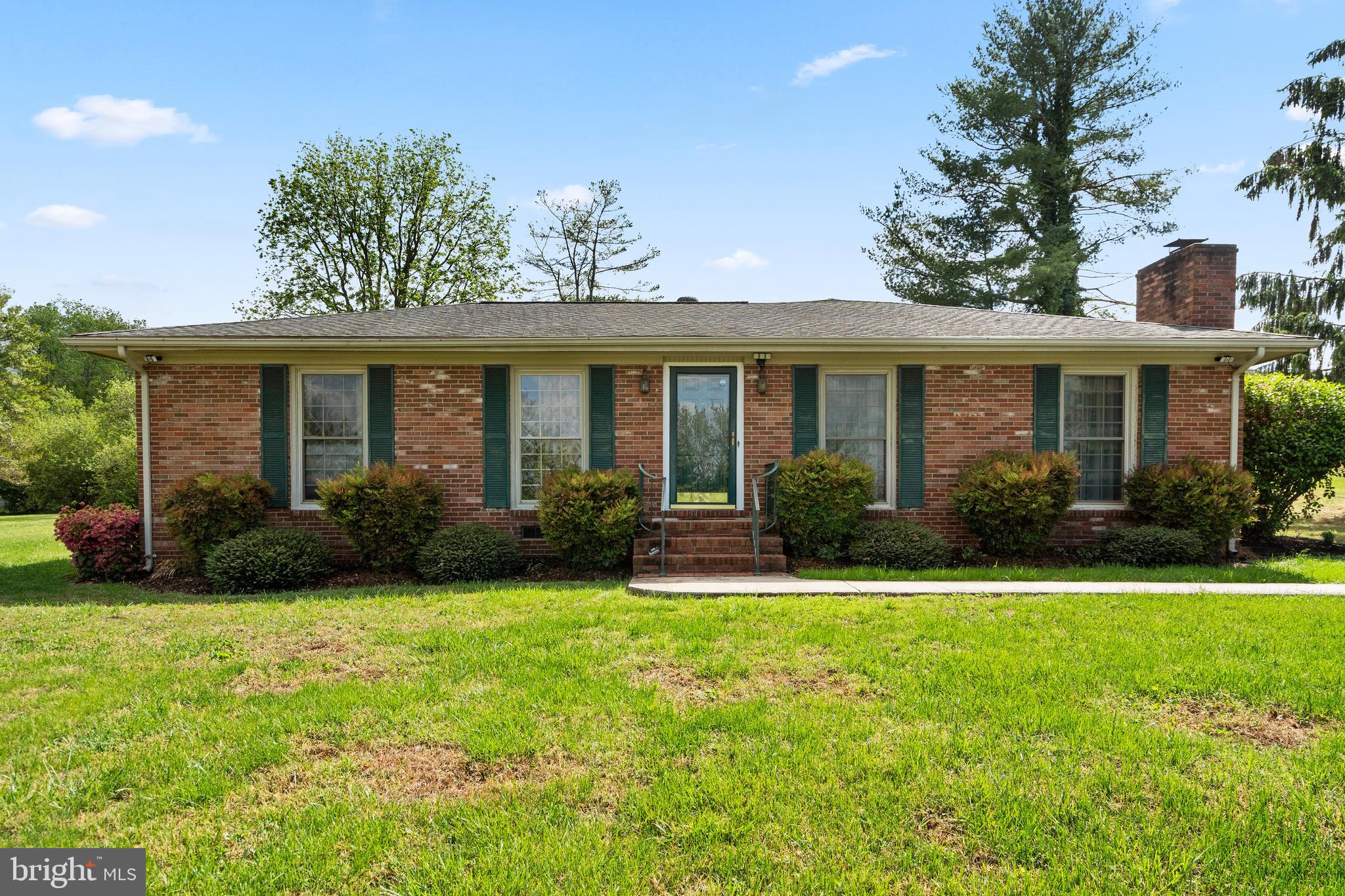 FAIRVIEW ACRES - Residential