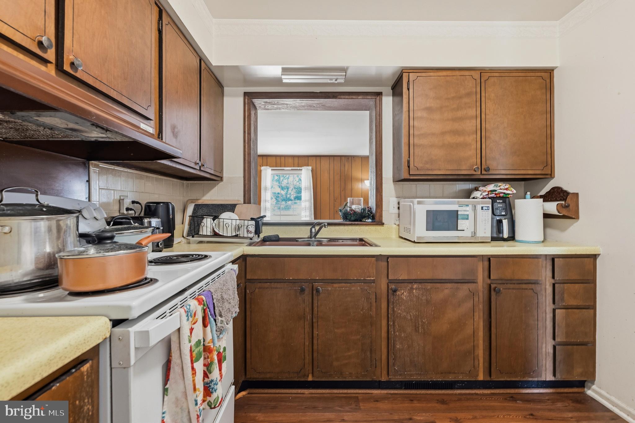 FAIRVIEW ACRES - Residential