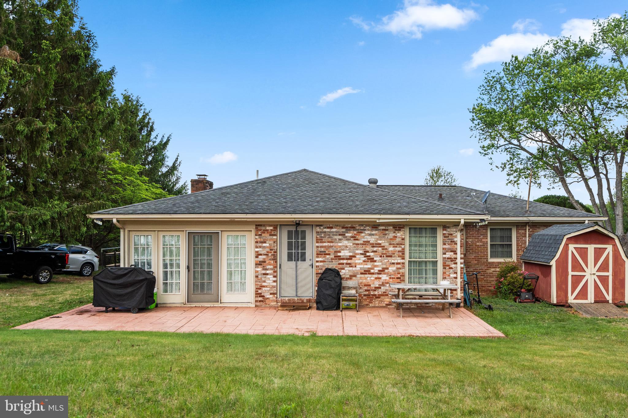 FAIRVIEW ACRES - Residential