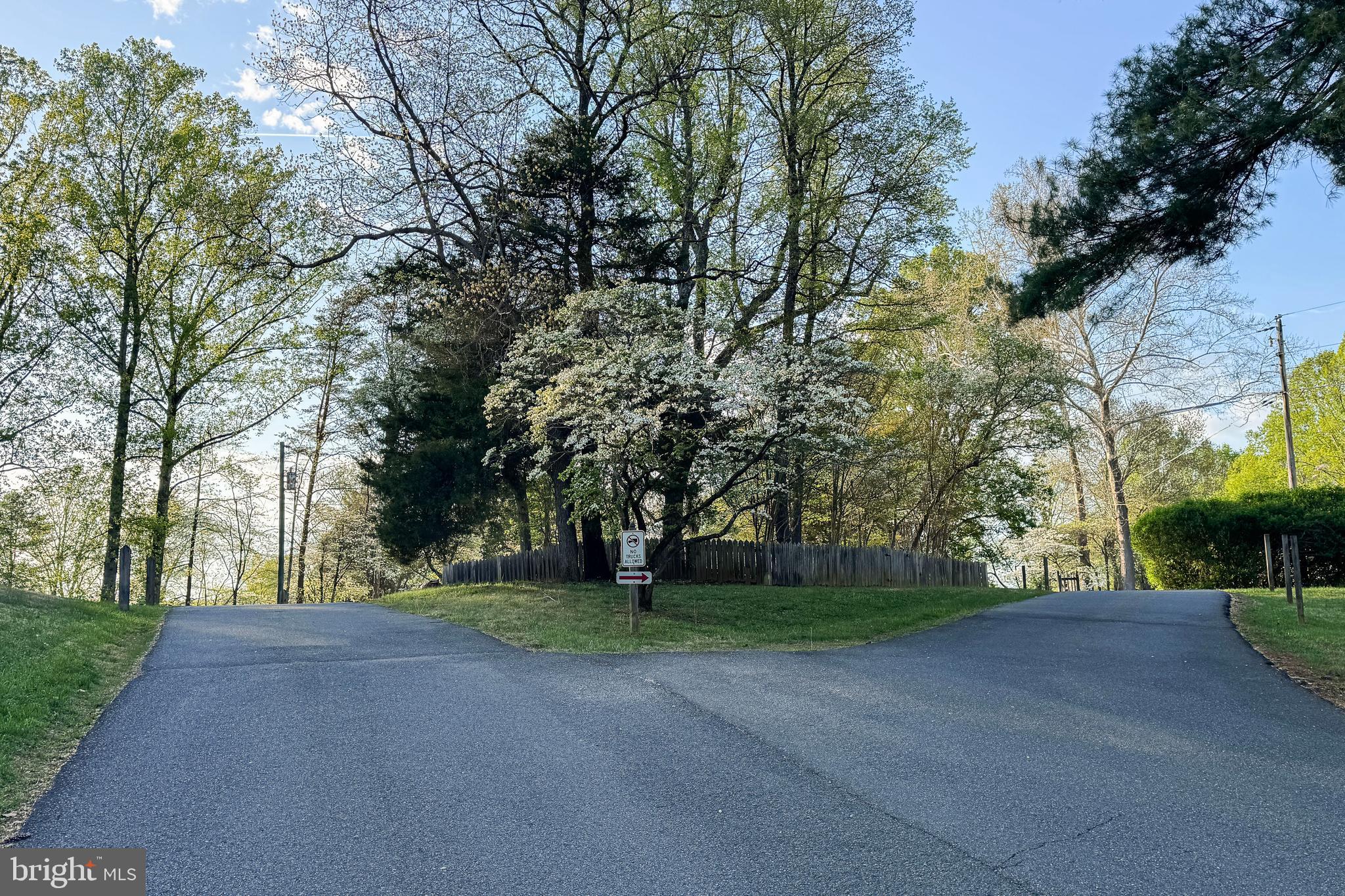 PLANTATION HILLS - Residential