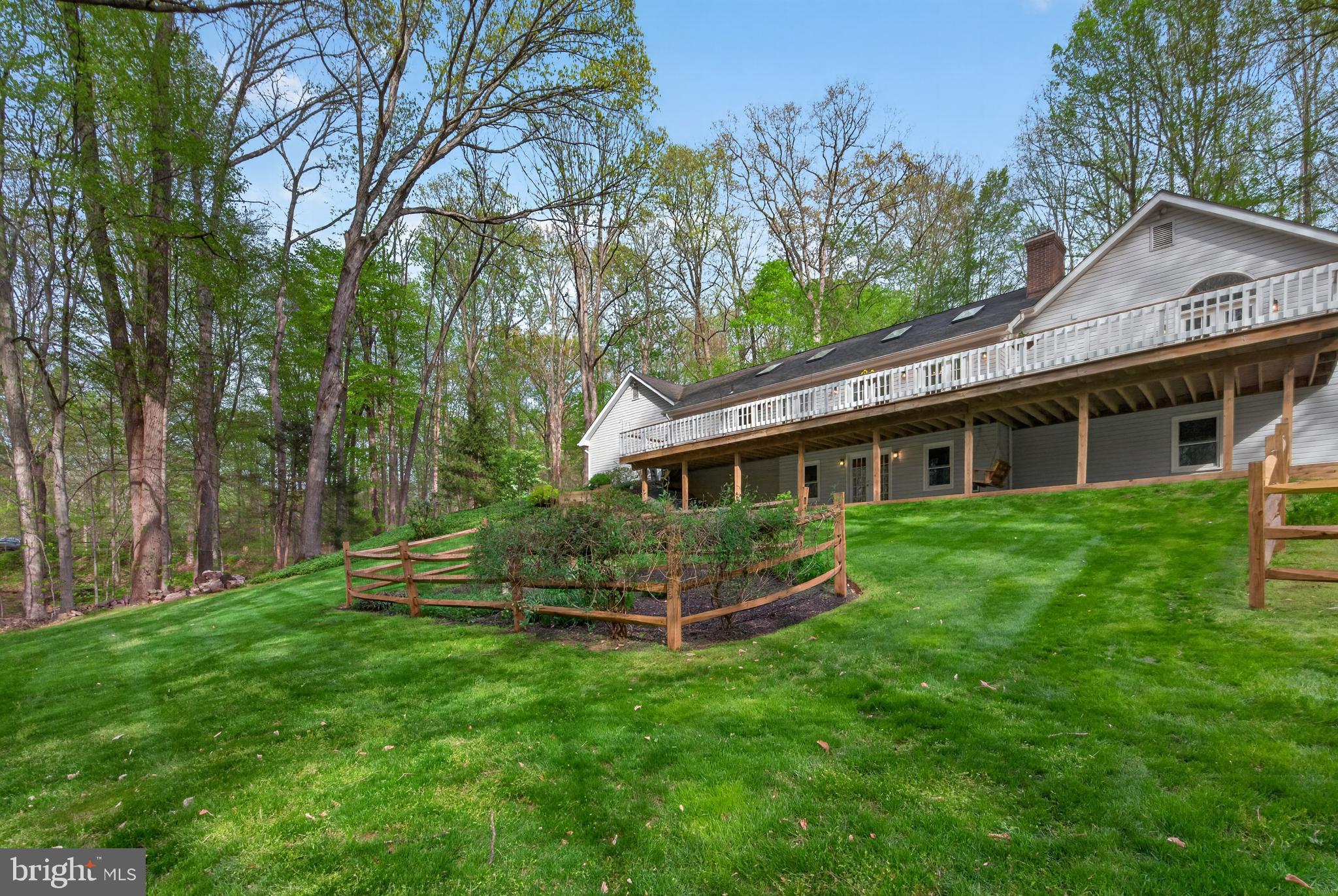 PLANTATION HILLS - Residential