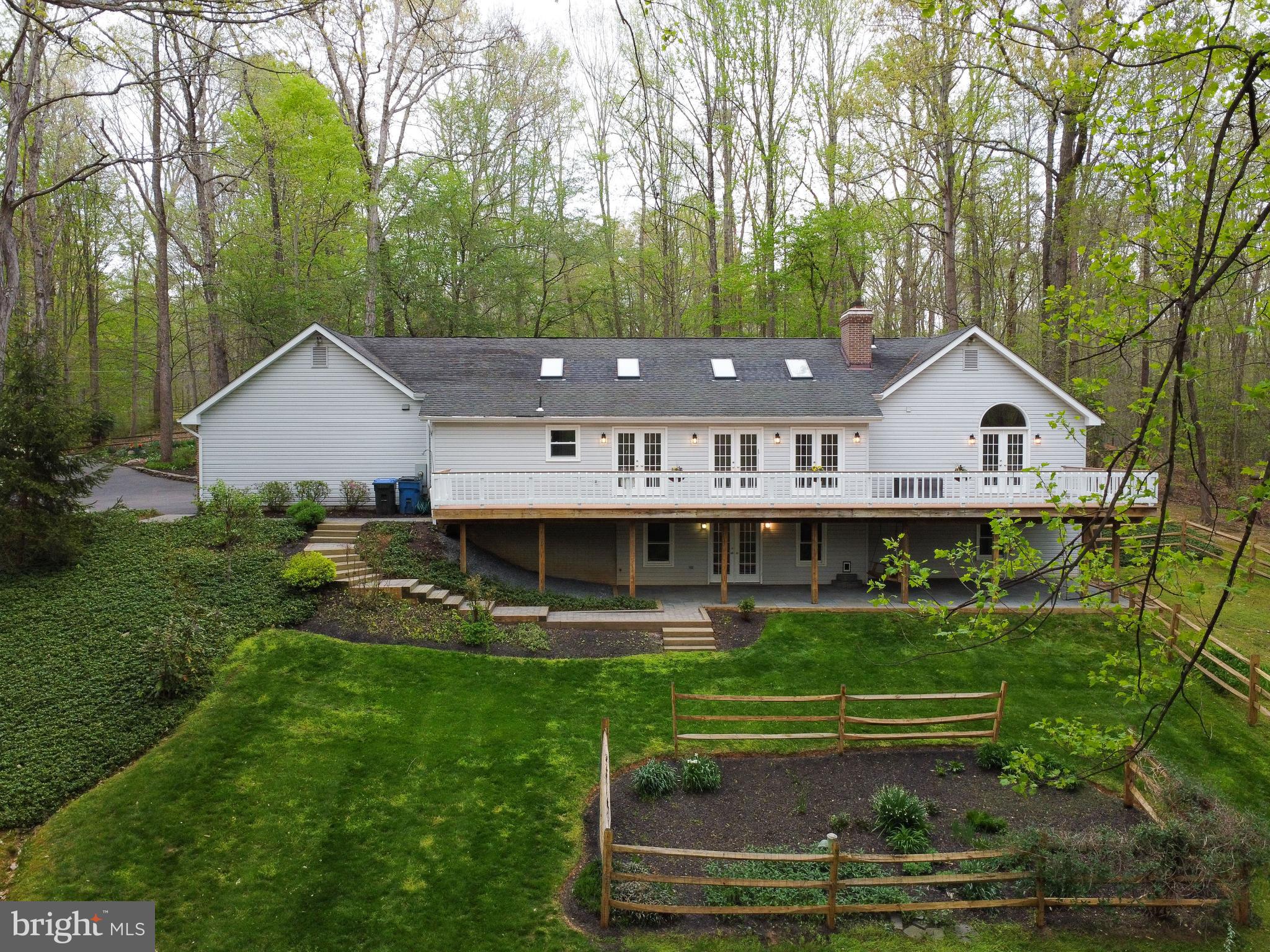 PLANTATION HILLS - Residential