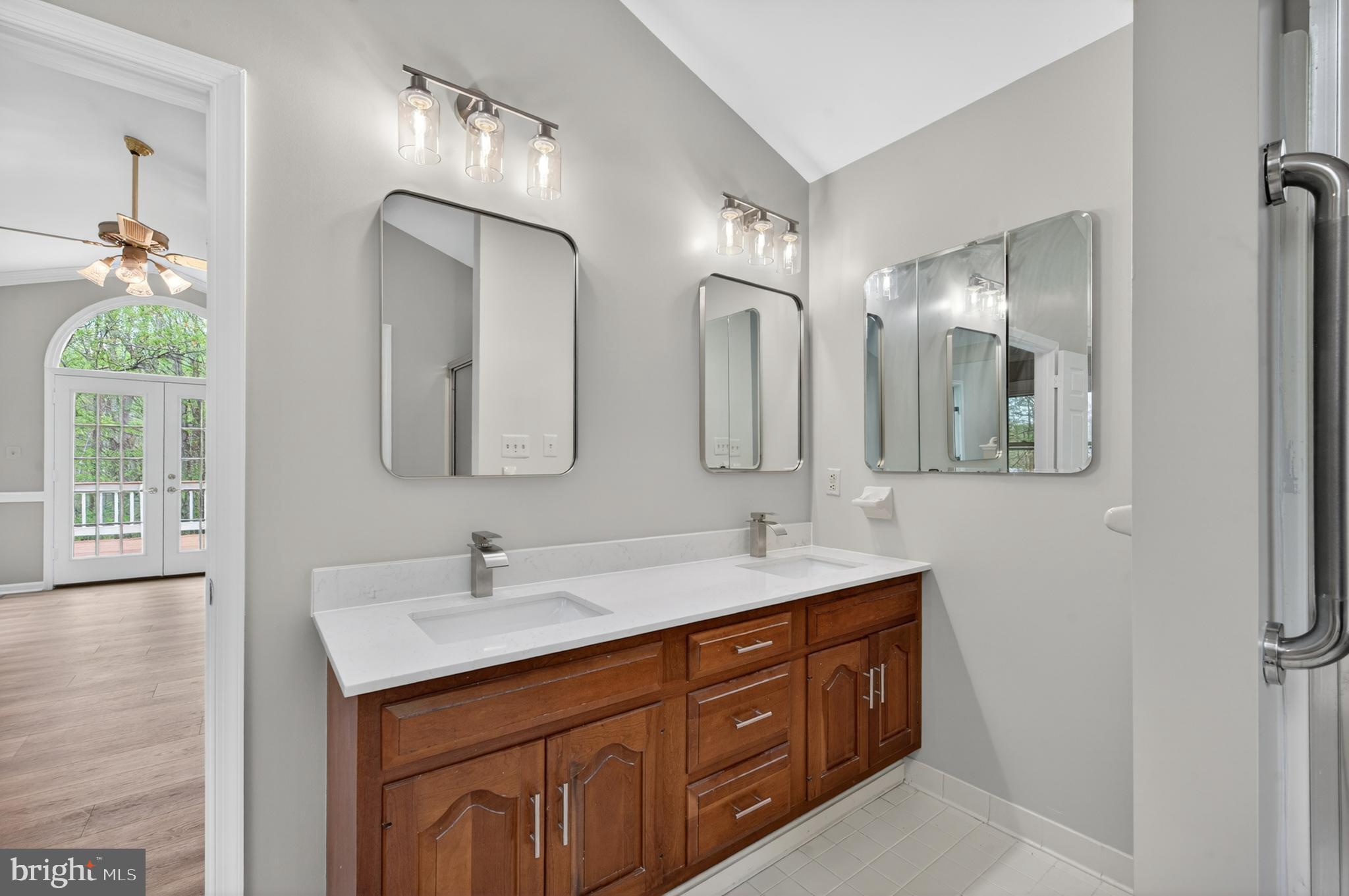 PLANTATION HILLS - Residential