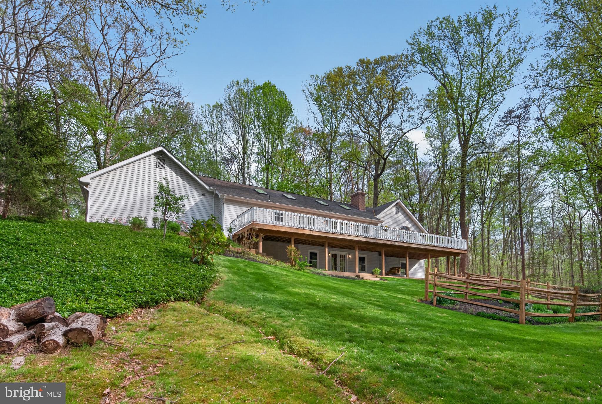 PLANTATION HILLS - Residential