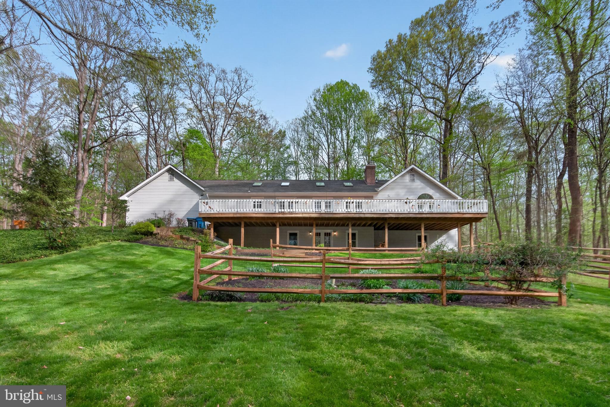 PLANTATION HILLS - Residential