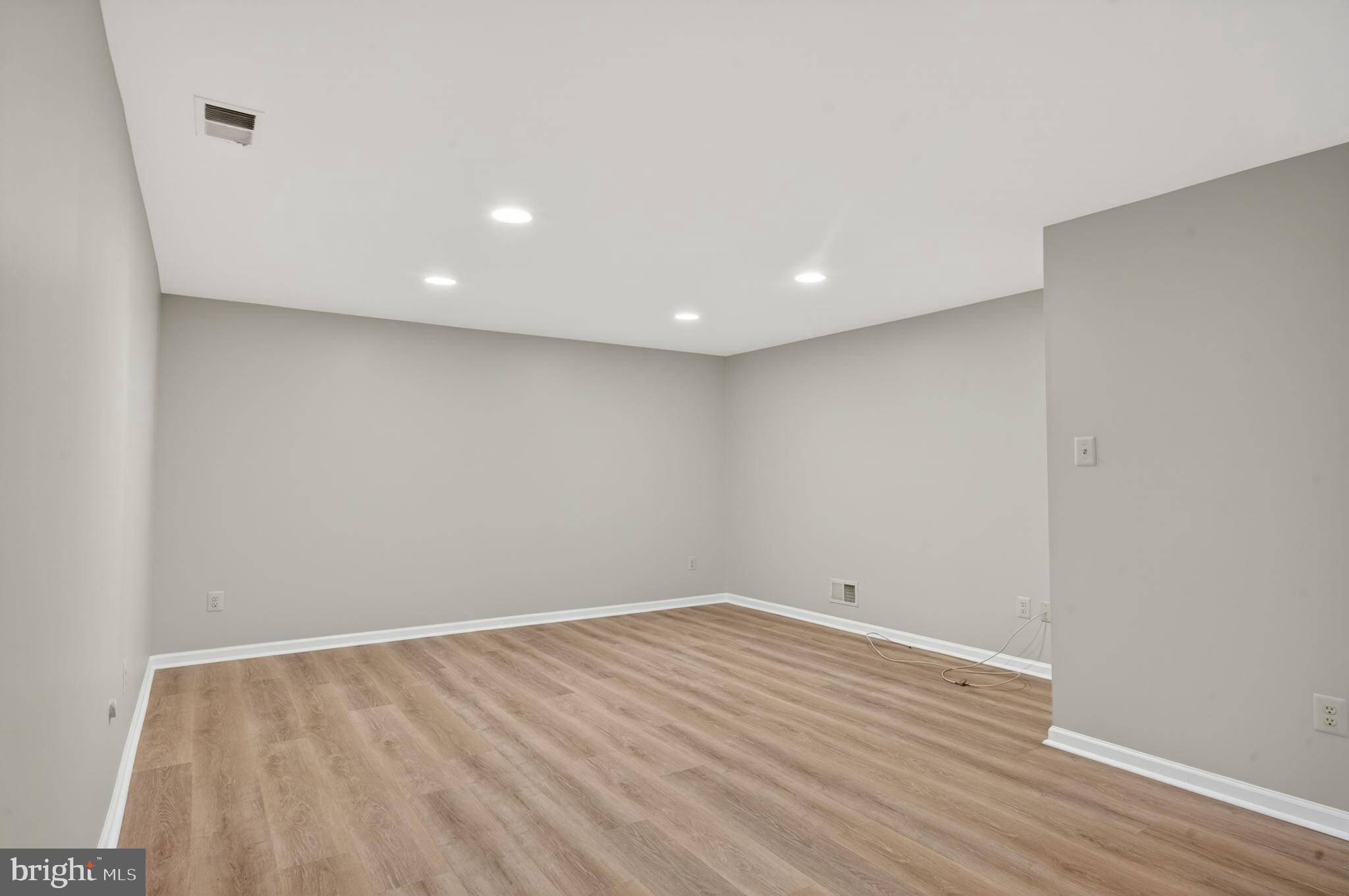 PLANTATION HILLS - Residential