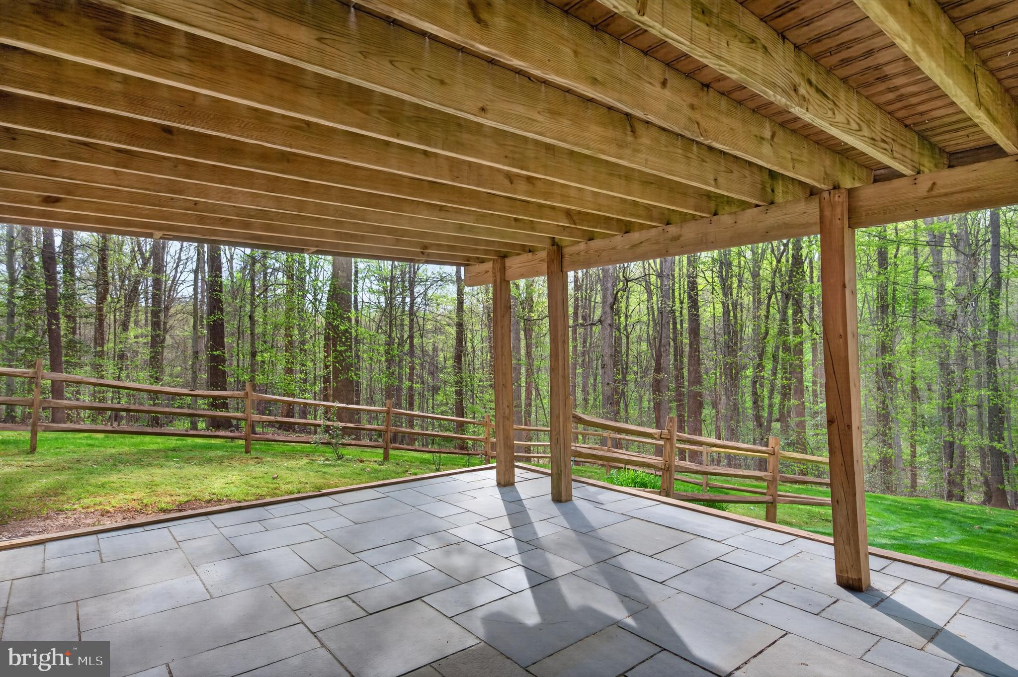 PLANTATION HILLS - Residential