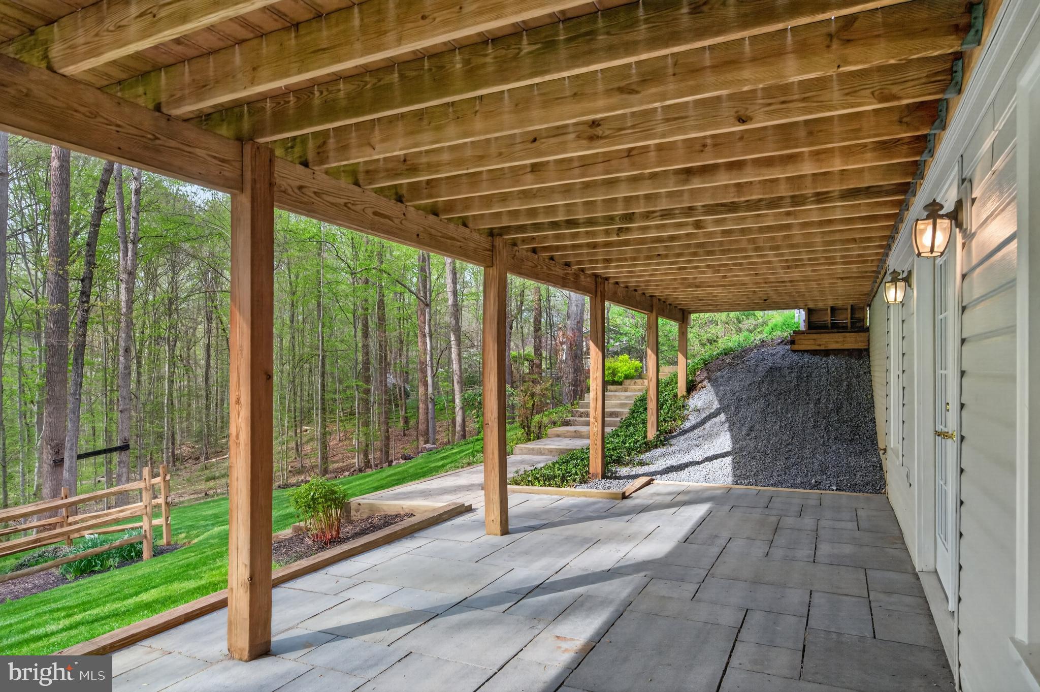 PLANTATION HILLS - Residential