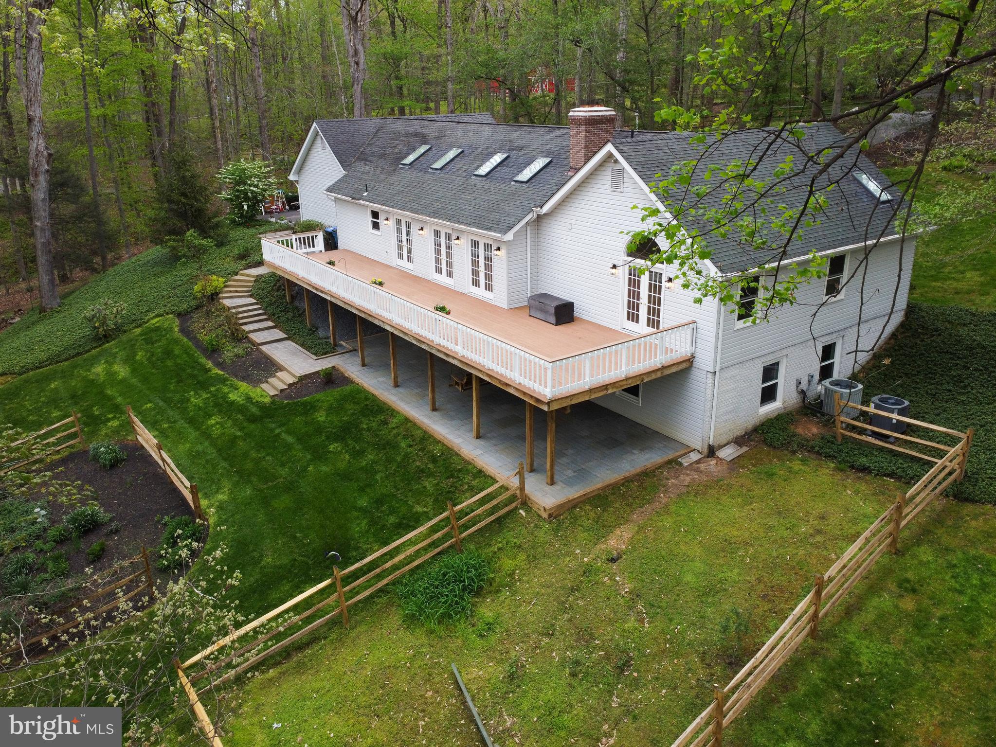 PLANTATION HILLS - Residential