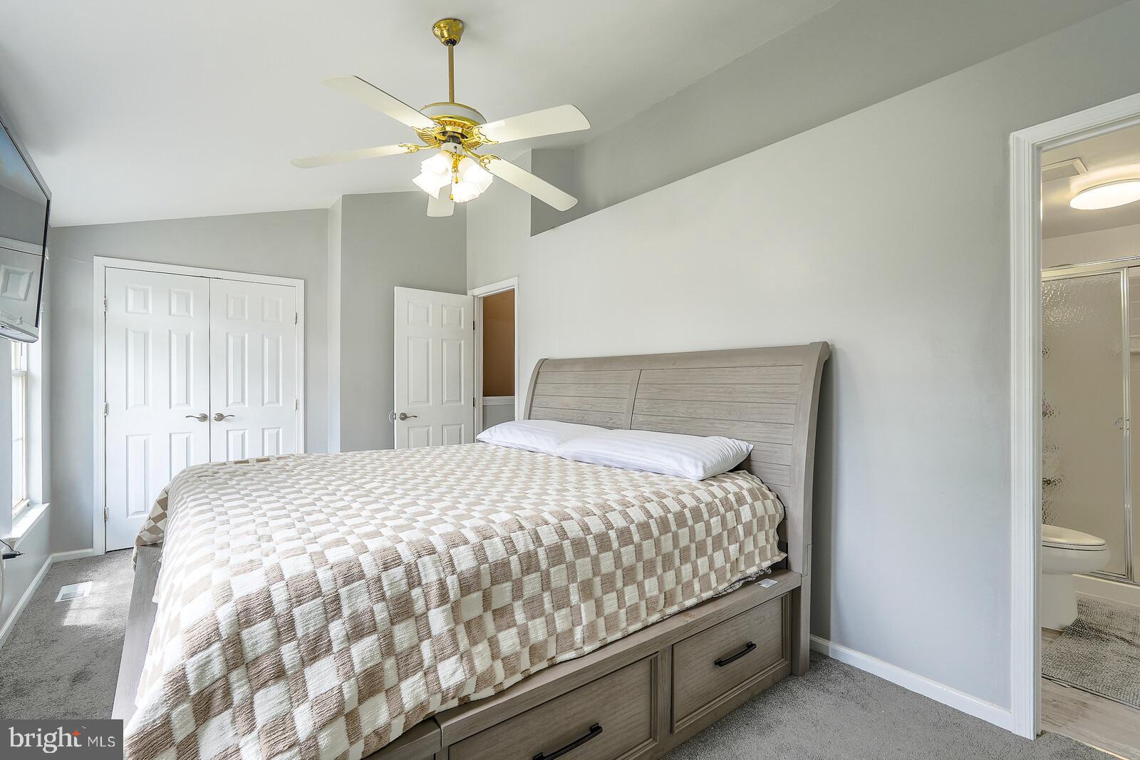 STONE RIVER - Residential