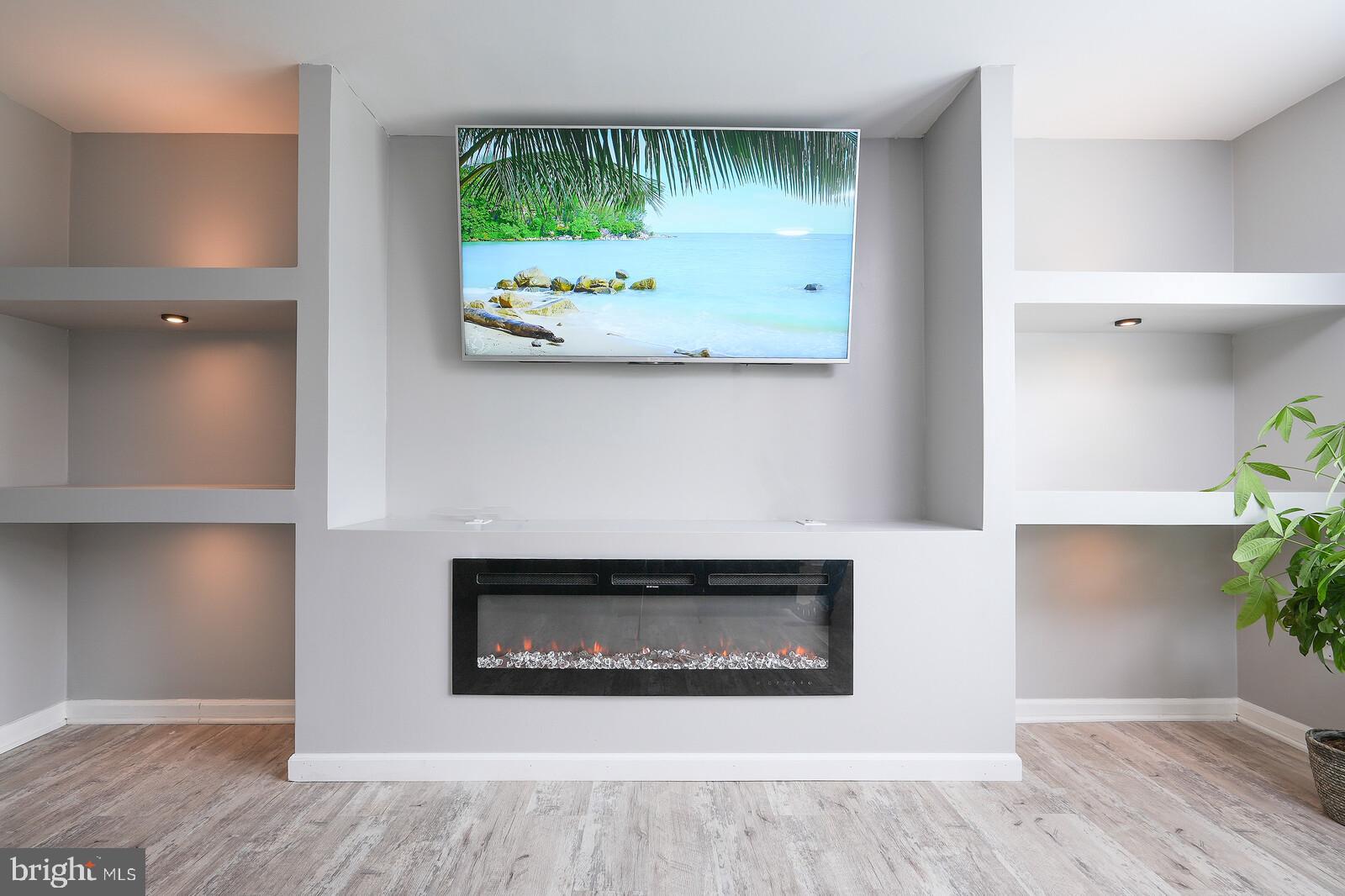 STONE RIVER - Residential