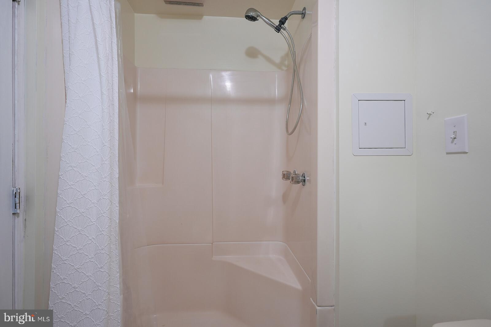 STONE RIVER - Residential