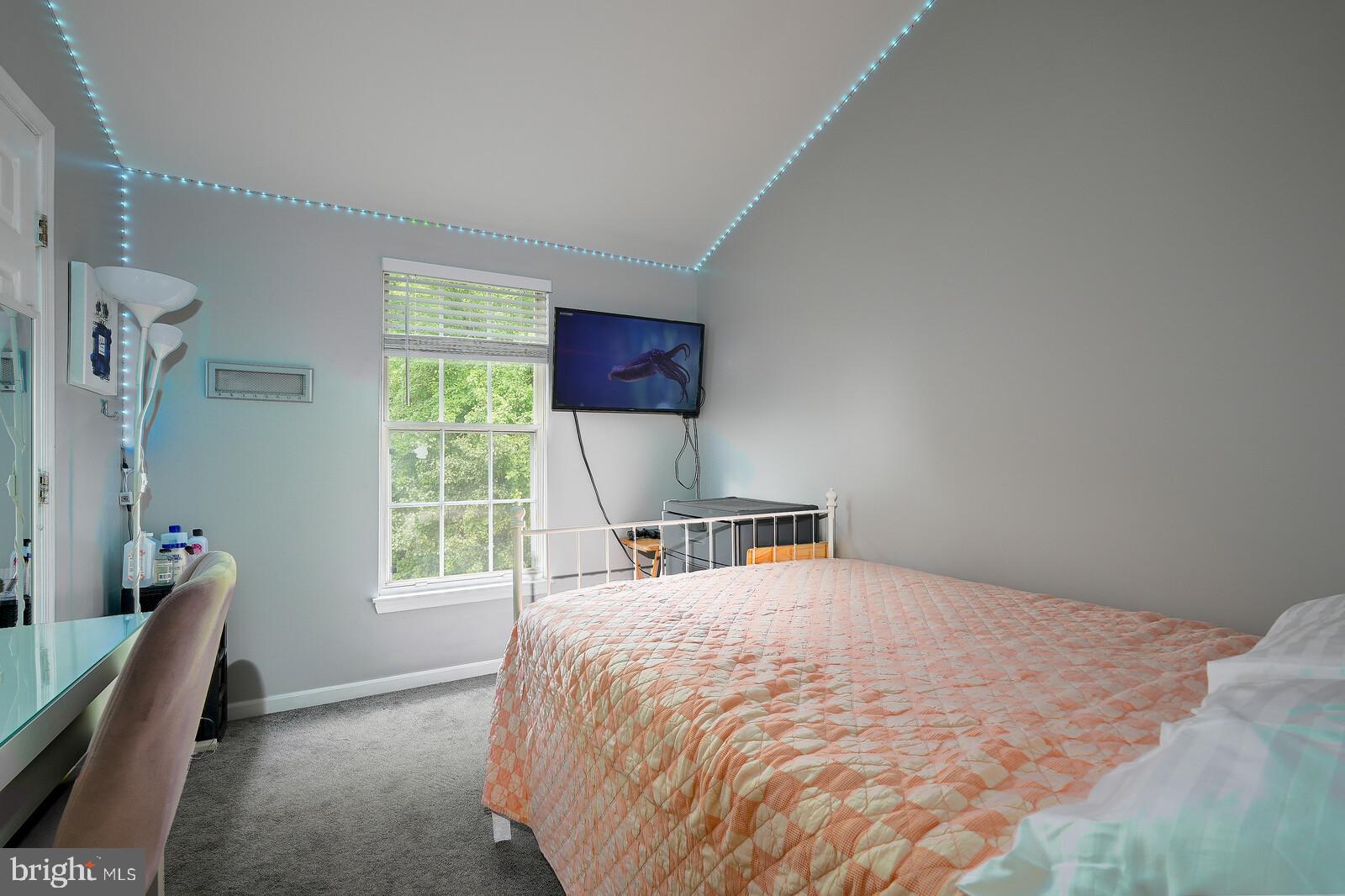 STONE RIVER - Residential