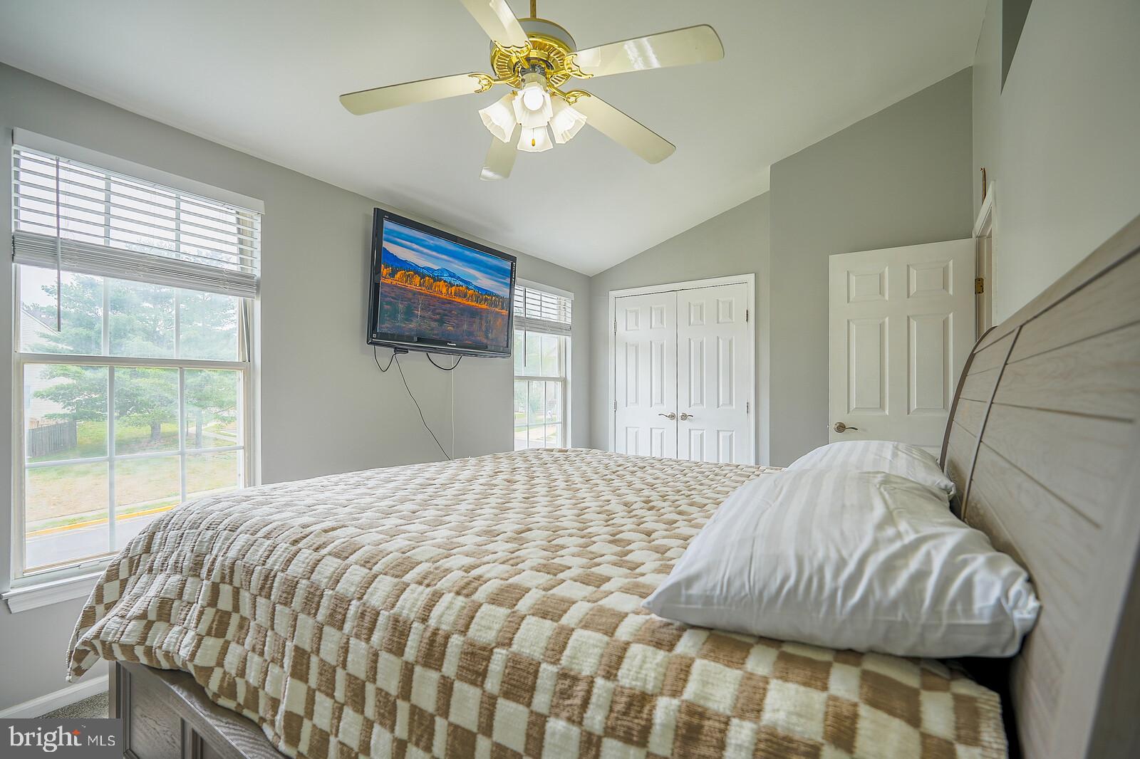 STONE RIVER - Residential