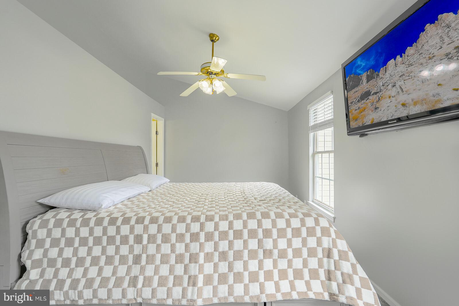 STONE RIVER - Residential