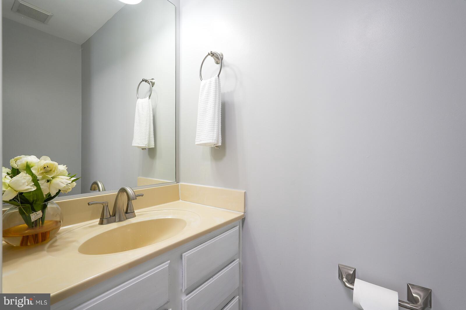 STONE RIVER - Residential