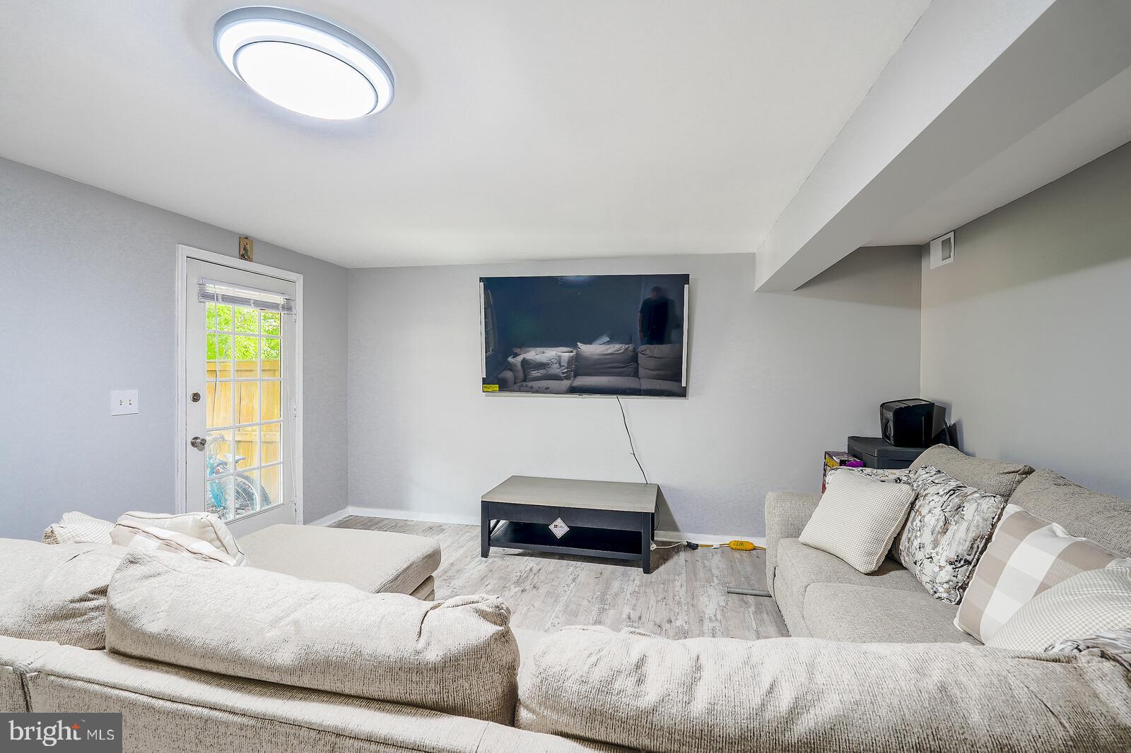 STONE RIVER - Residential