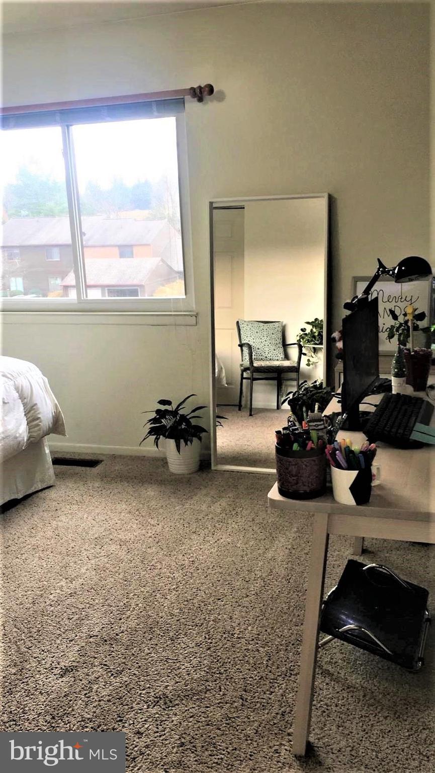PINEBROOK - Residential Lease