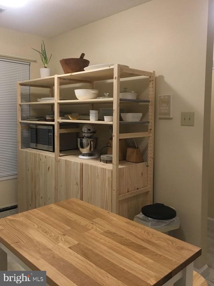 PINEBROOK - Residential Lease