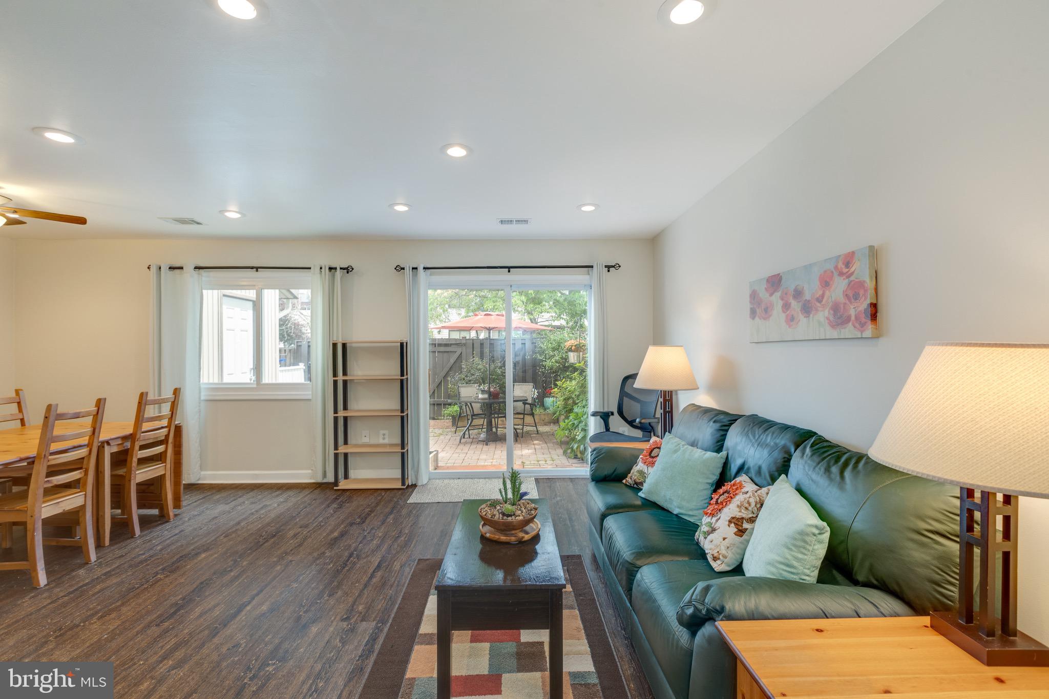 SUGARLAND RUN - Residential