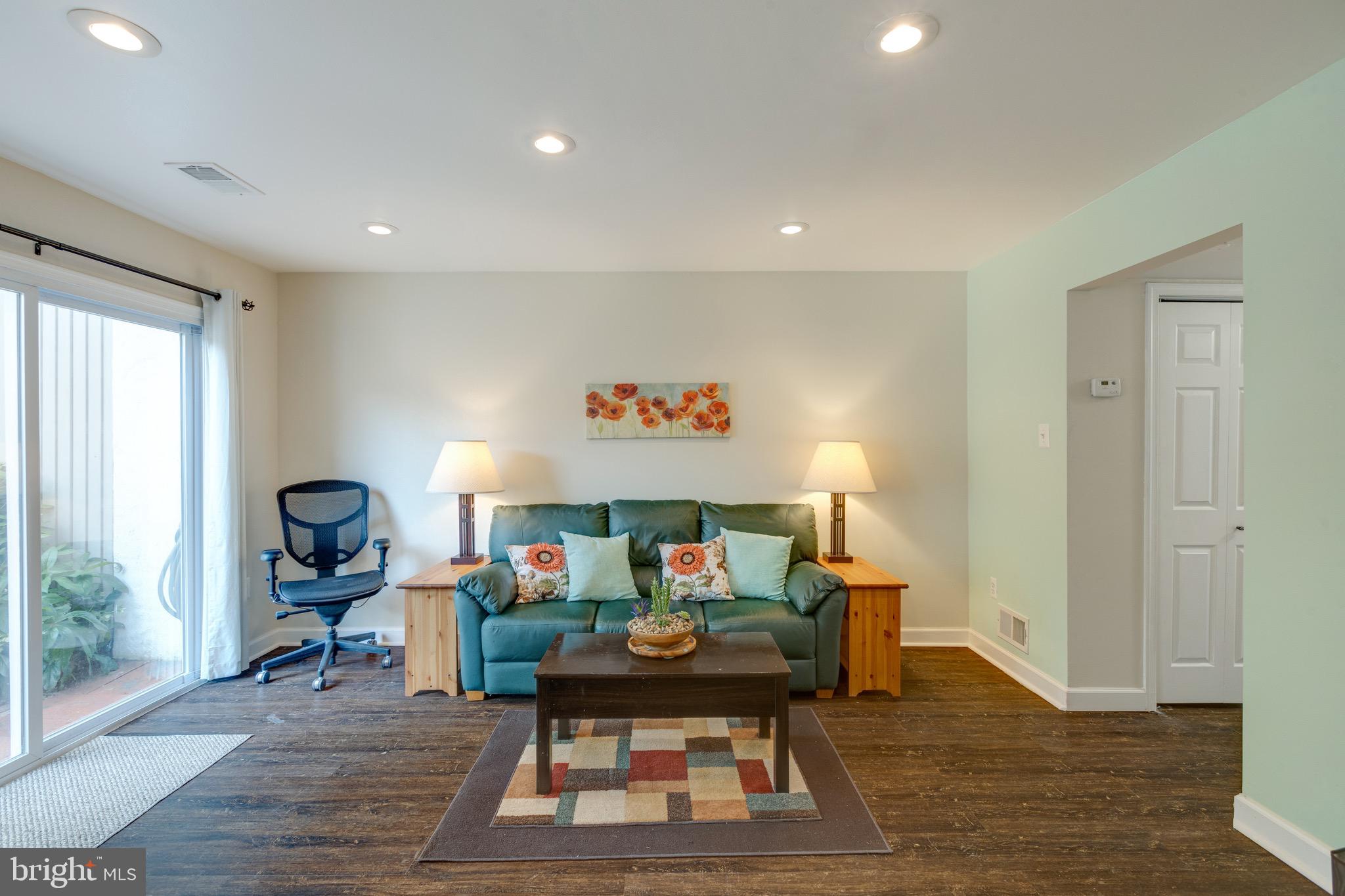 SUGARLAND RUN - Residential