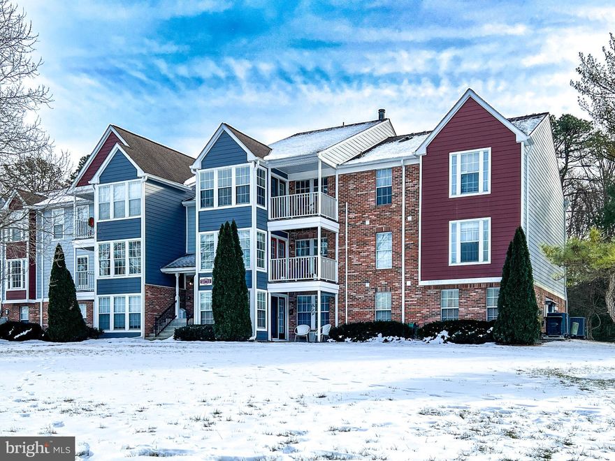 Charming 2-Bedroom, 1-Bathroom Condo in a Prime Location Welcome to this cozy 2-bedroom, 1-bathroom condo in the heart of Pasadena Maryland. This condo offers both comfort and convenience, perfectly suited for first-time buyers, investors, or anyone looking for a low-maintenance living space. It is located near Mountain Road and Route 100. Plenty of local restaurants and nightlife. Make this condominium your own!