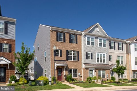 7120 FIRWOOD LANE 705 LANDOVER MD 20785