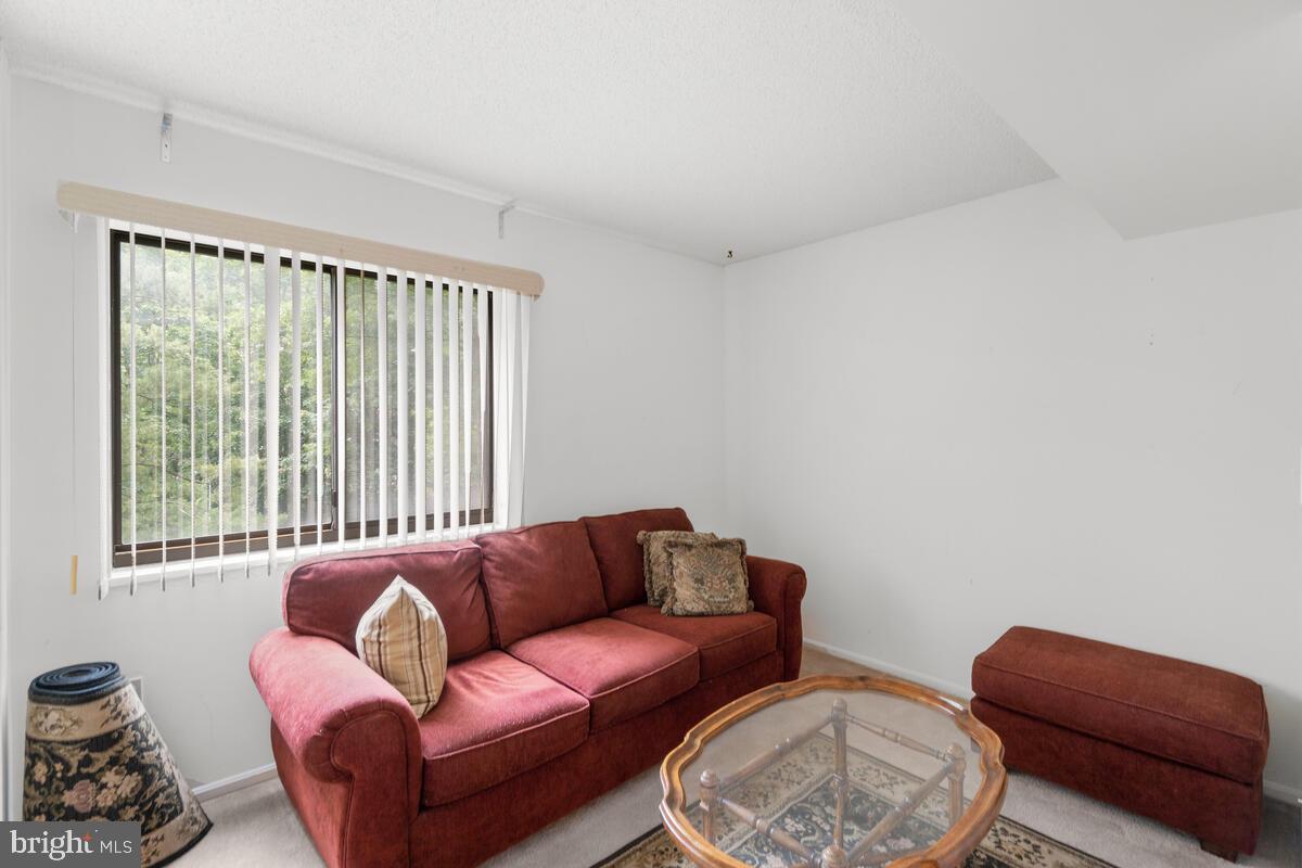 GREENS AT LEISURE WORLD - Residential