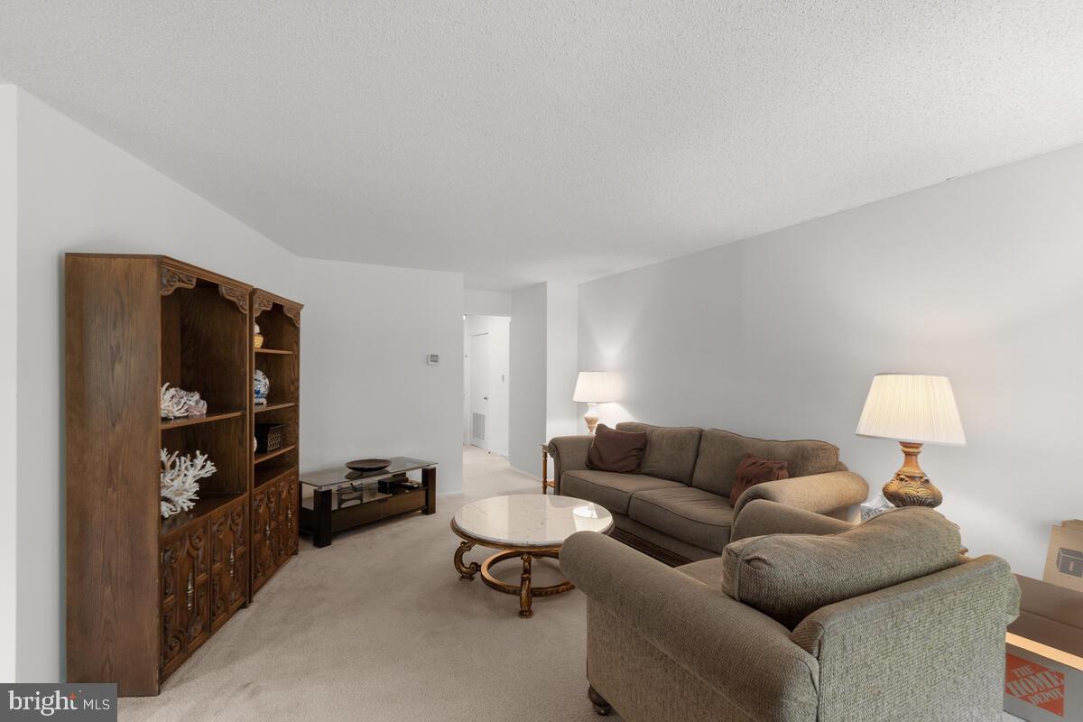 GREENS AT LEISURE WORLD - Residential